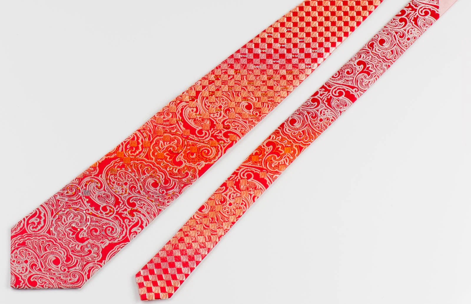Austin Reed Men's Silk Rhinestone Tie Silver Orange Paisley & Checker On Red - Image 4