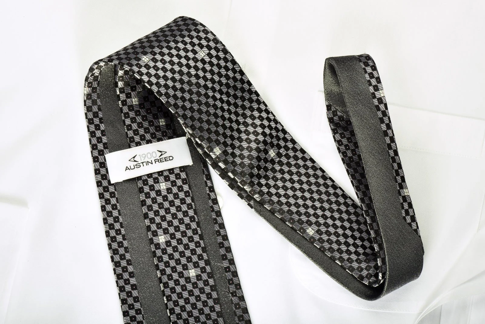 Austin Reed Rhinestone Silk Necktie Silver Black Checkered With Silver Sparkles - Image 5