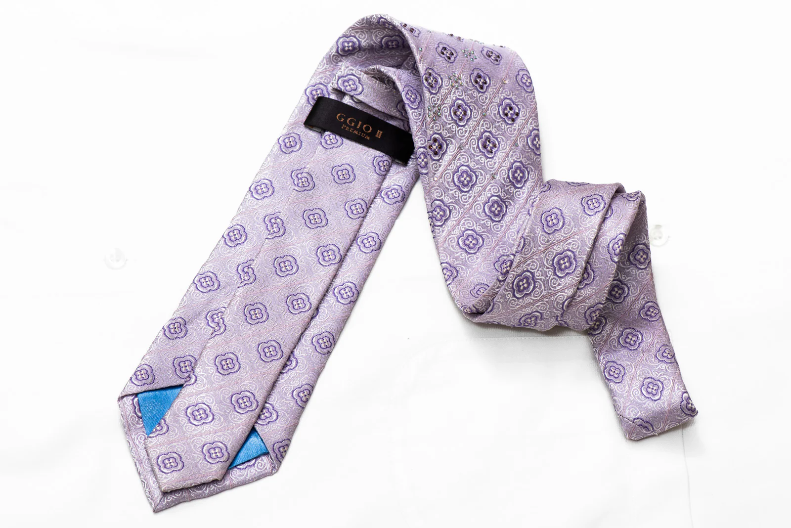 Cartouche On Mauve Rhinestone Silk Necktie With Silver Sparkles - Image 4