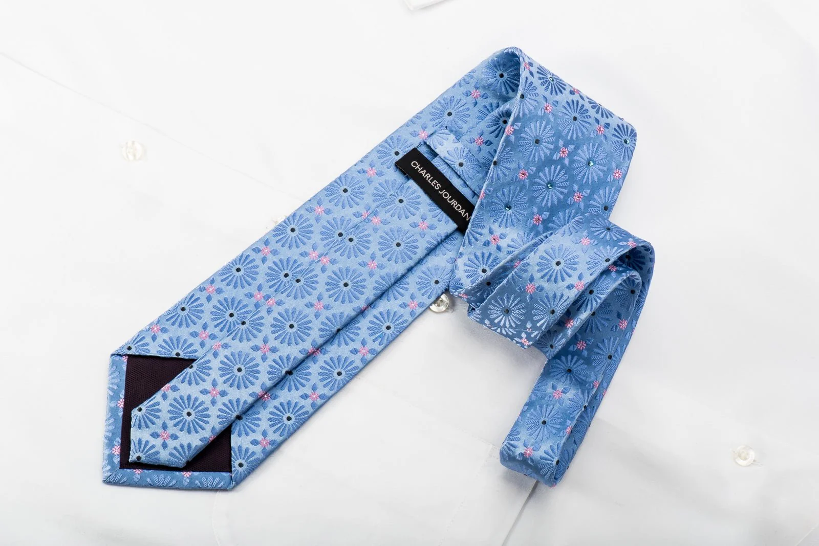 Charles Jourdan Mens Rhinestone Silk Necktie Floral On Blue - Image 4