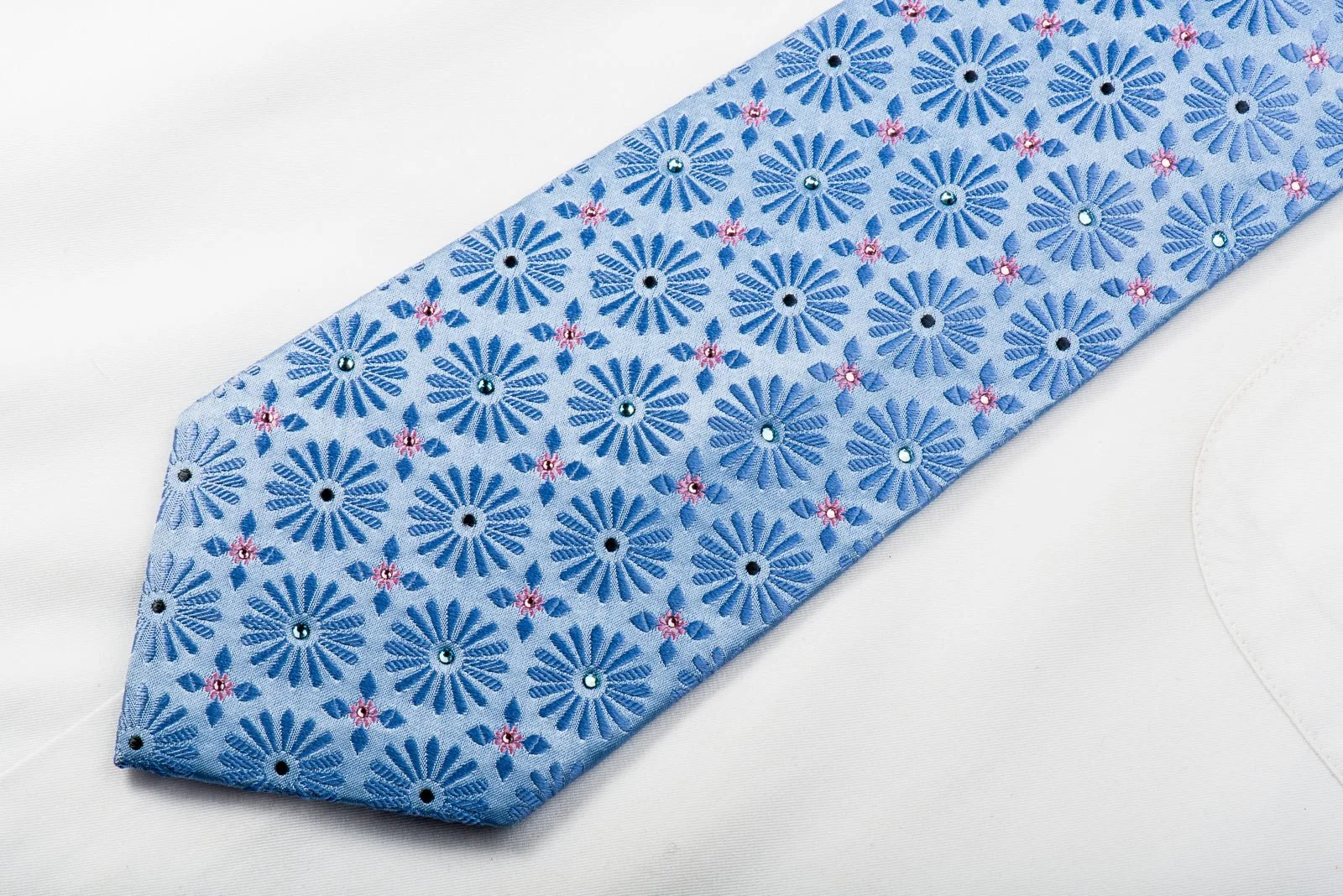 Charles Jourdan Mens Rhinestone Silk Necktie Floral On Blue - Image 5