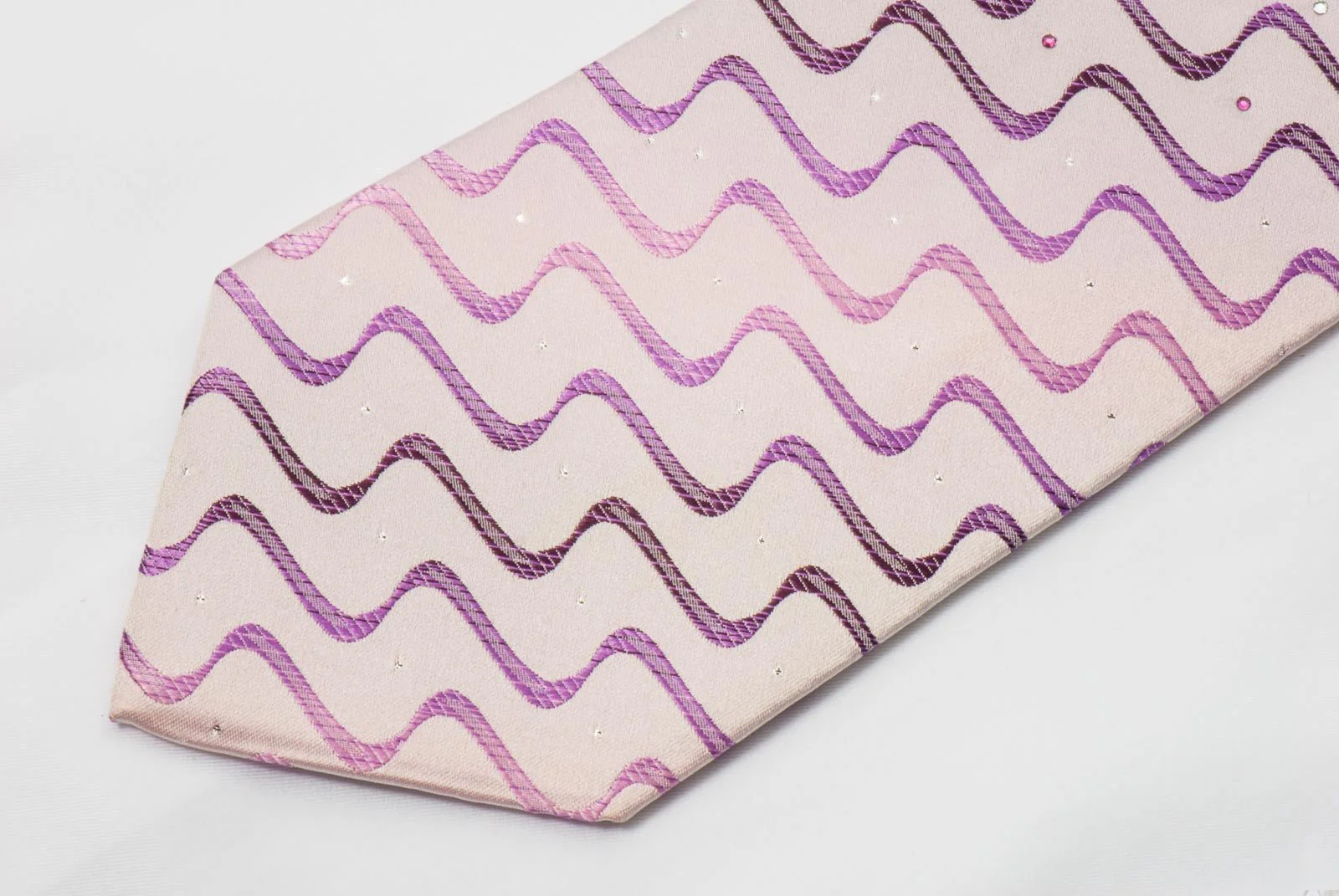 Christian Aujard Crystal Rhinestone Tie Waves On Pink With Silver Sparkles - Image 4