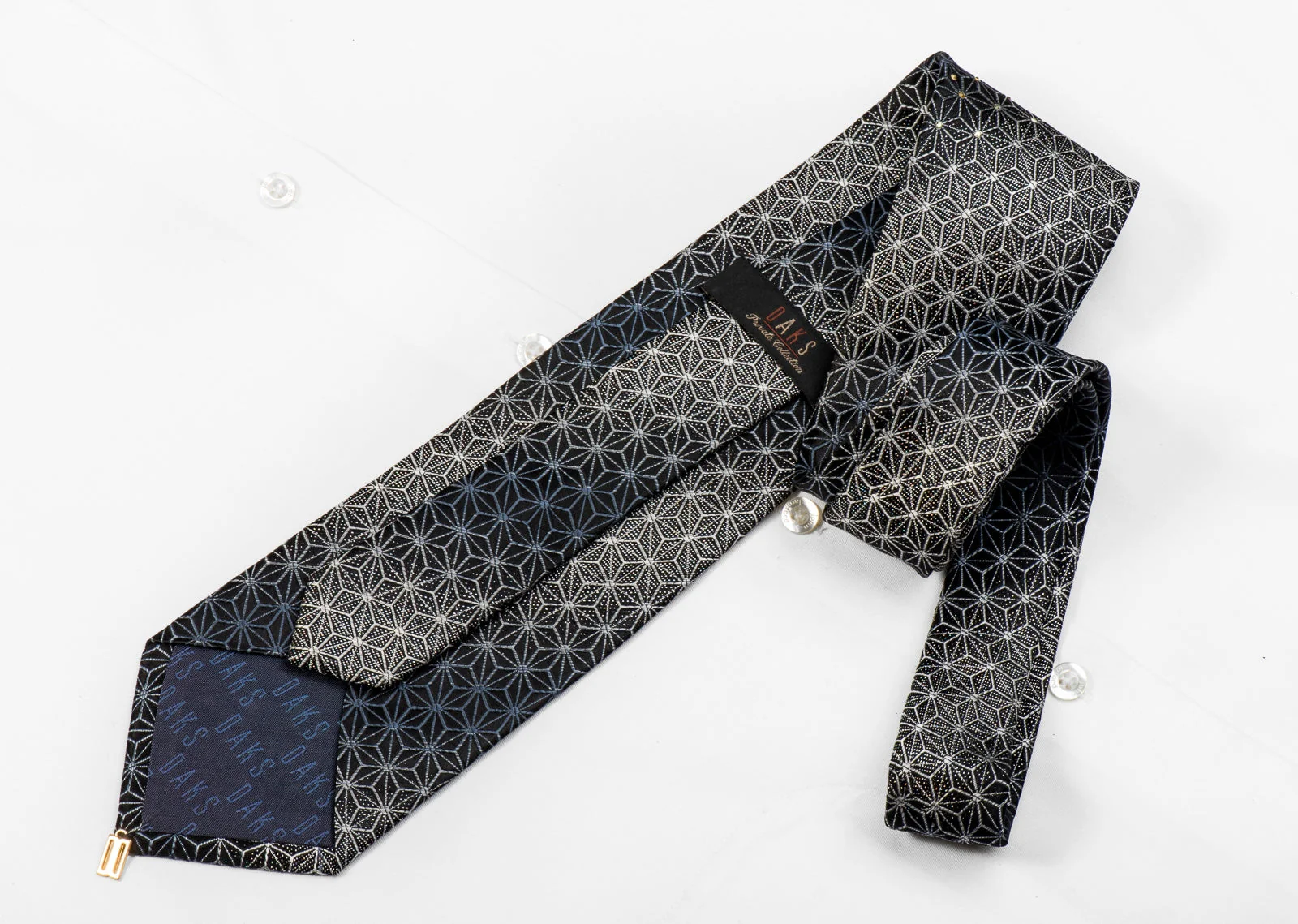 Daks Men's Crystal Silk Tie Silver Trellis On Black With Silver Sparkles - Image 6