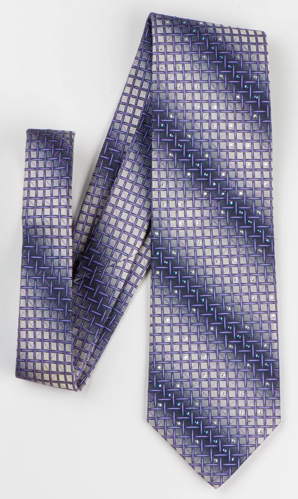 Daks Men's Silk Rhinestone Tie Purple Wire Mesh Trellis On Gray Necktie - Image 5