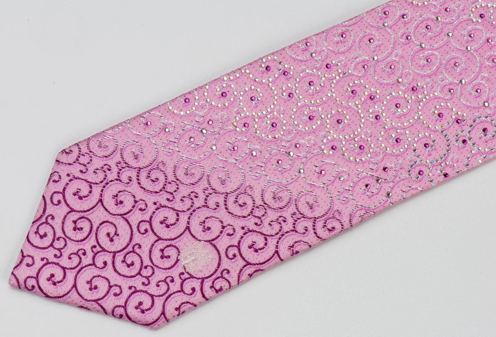 Daks Men's Woven Silk Rhinestone Tie Purple & White Scrolls On Pink With Silver Sparkles - Image 6