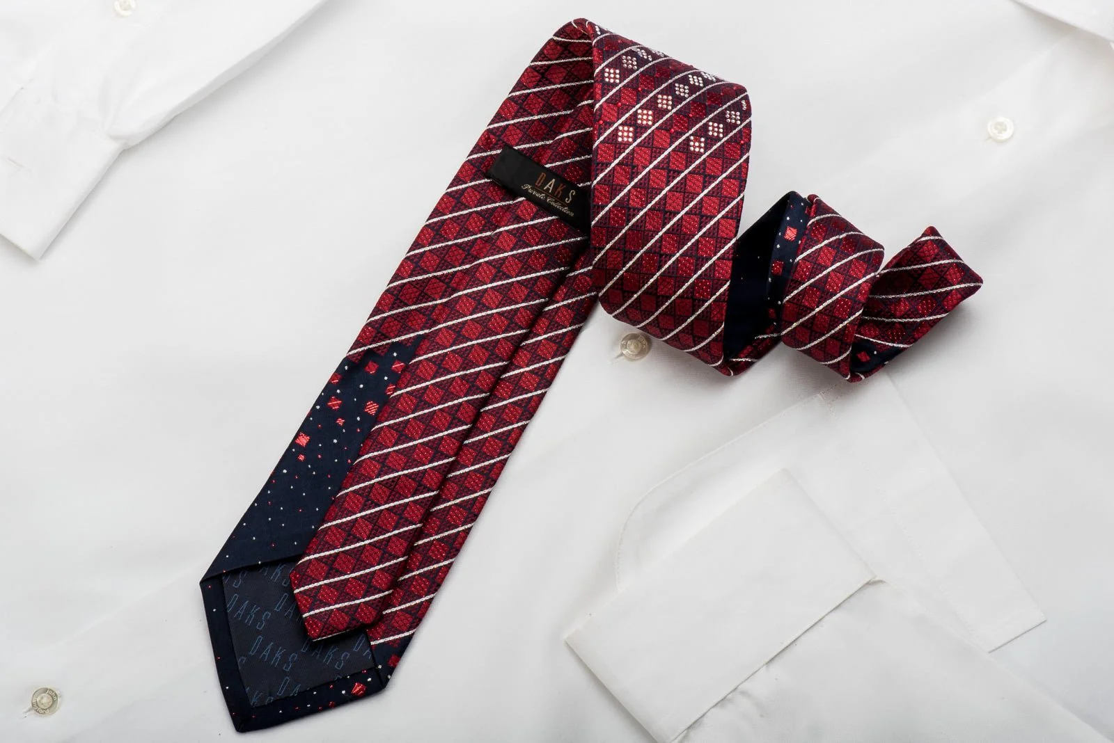 Daks Mens Rhinestone Silk Tie Red Checker Silver Striped On Navy With Sparkles - Image 6