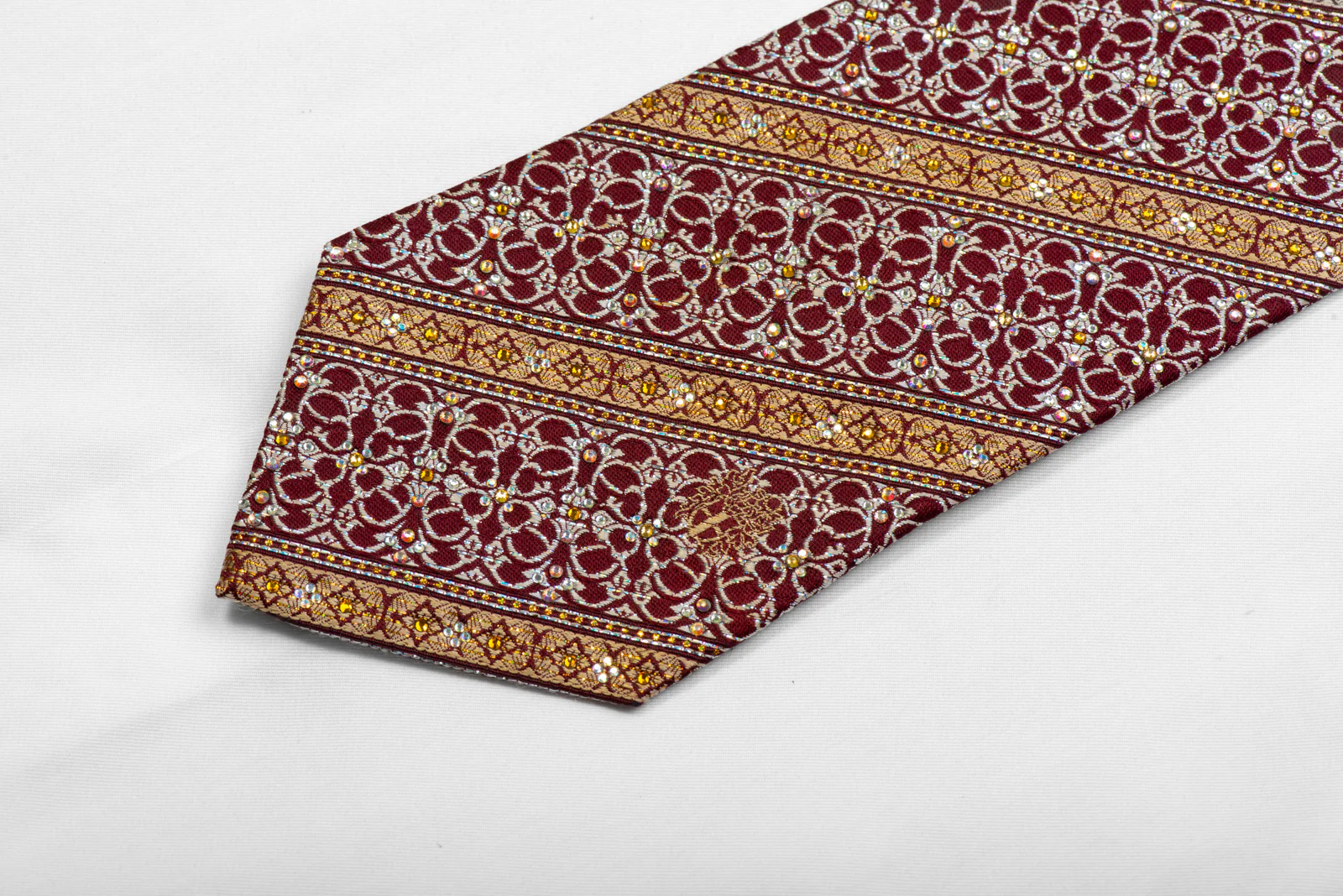 Daks Silk Tie Gold Stipes & Silver Cartouche On Burgundy With Sparkles - Image 4