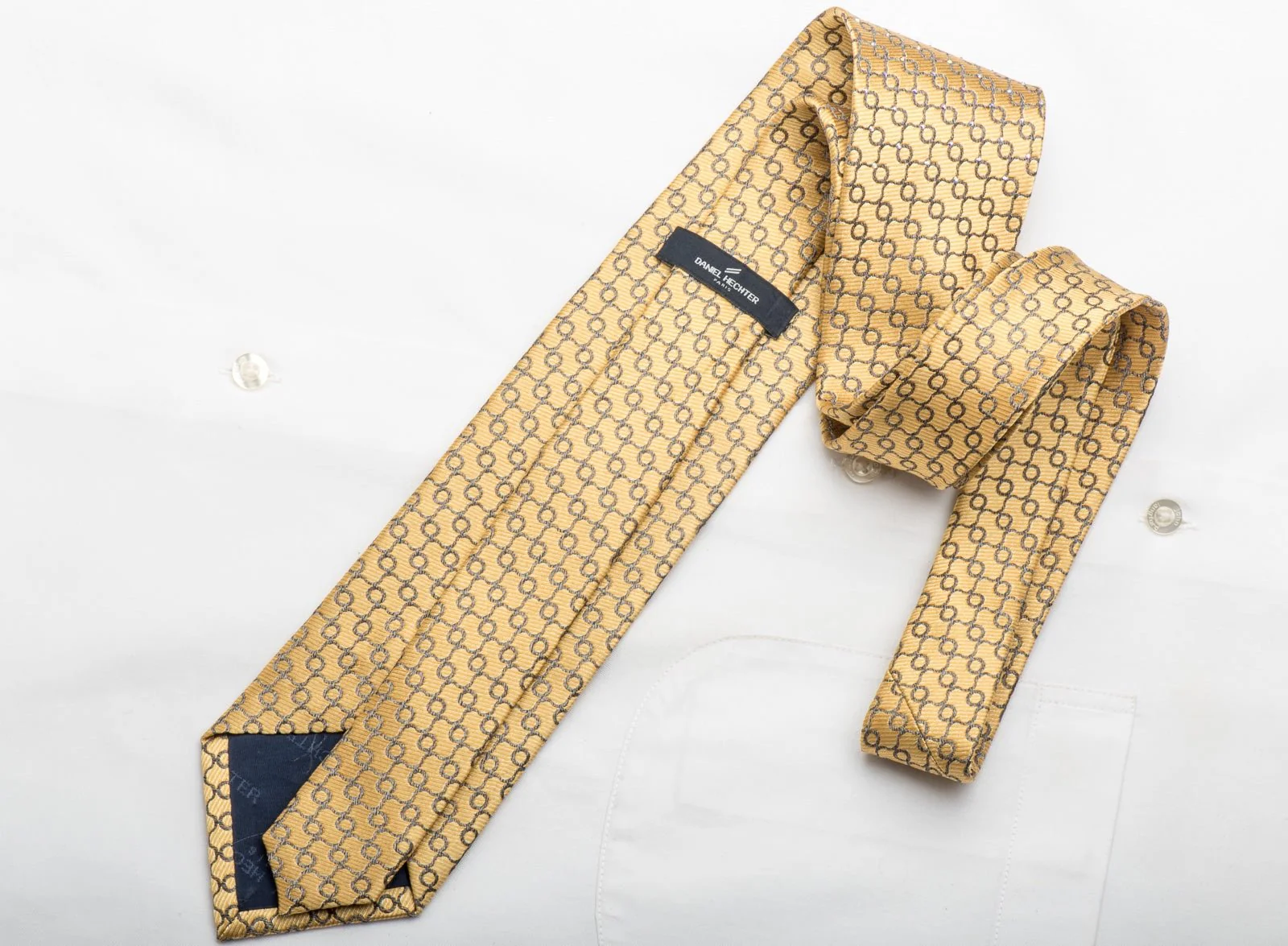Daniel Hechter Men's Silk Tie Silver Trellis On Golden Yellow Sparkling With Rhinestones - Image 6