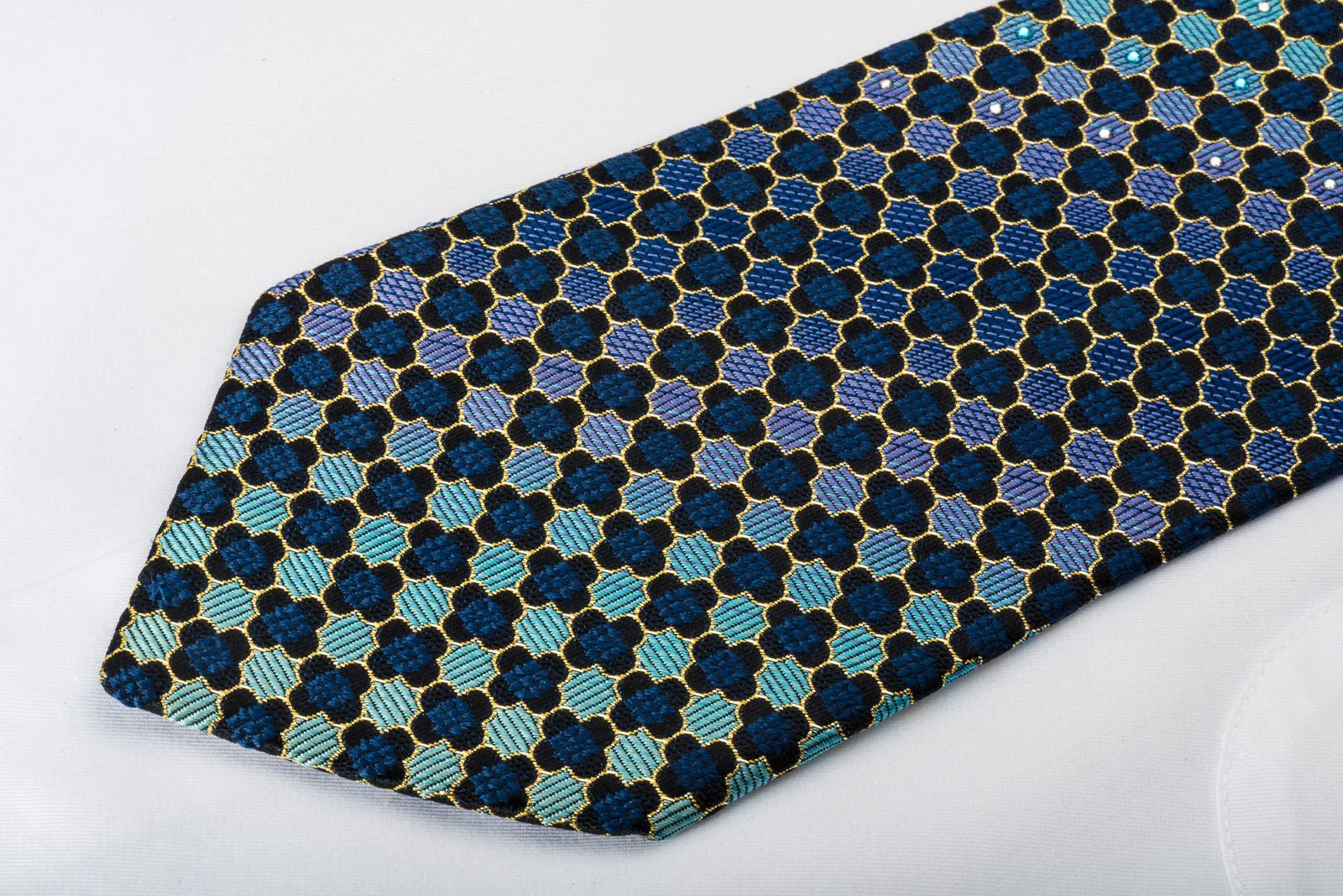 Daniel Hechter Rhinestone Silk Tie Quatrefoil Om Turquoise With Gold Sparkles - Image 4