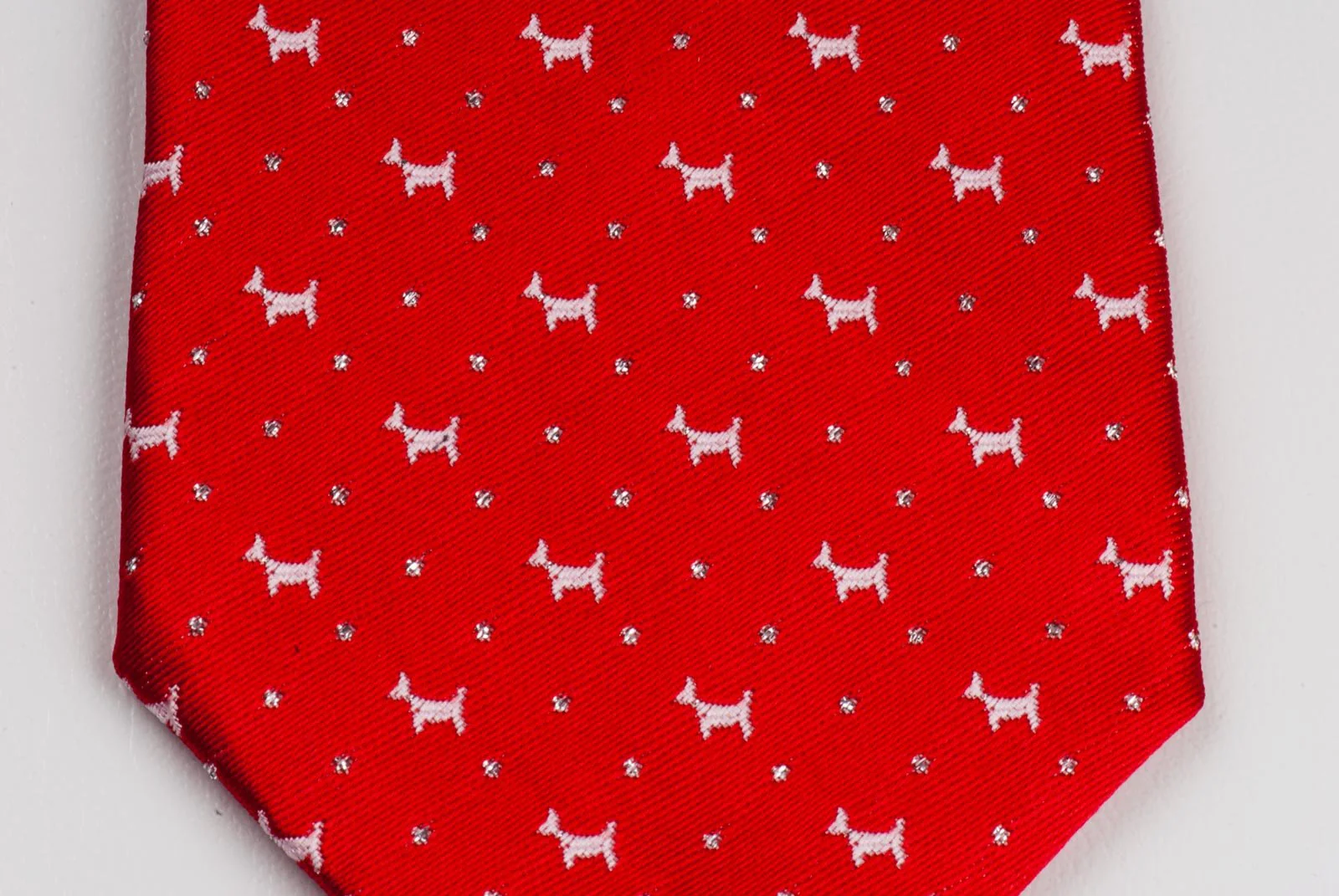 Daniel Silk Neck Tie White Scotty Dogs On Red With Silver Highlights 2 3/4 Inch - Image 3