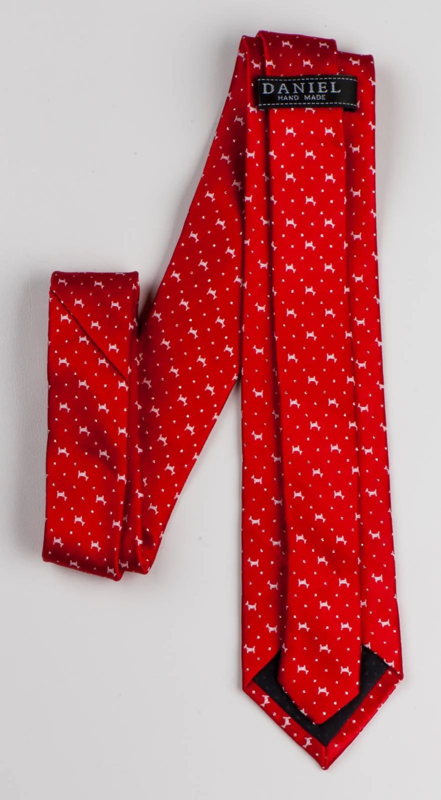Daniel Silk Neck Tie White Scotty Dogs On Red With Silver Highlights 2 3/4 Inch - Image 5