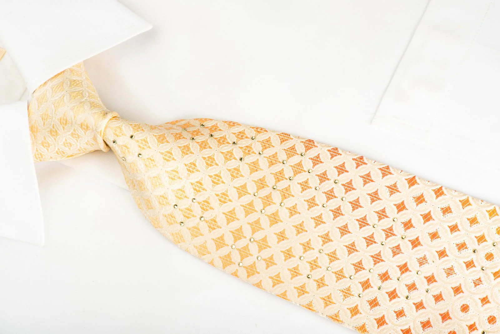 Elle Homme Rhinestone Silk Necktie Interlocking Circles On White With Silver Sparkles - Image 2