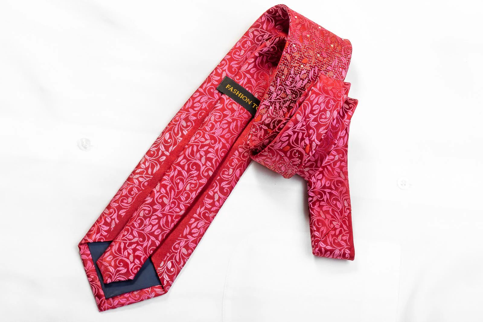 Fashion Top Men's Rhinestone Tie Floral On Red With Silver Sparkles - Image 4