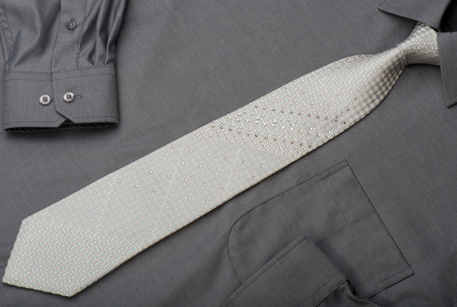 Giorgio Ferri Rhinestone Silk Necktie Geometric On Silver With Blue Sparkles - Image 4