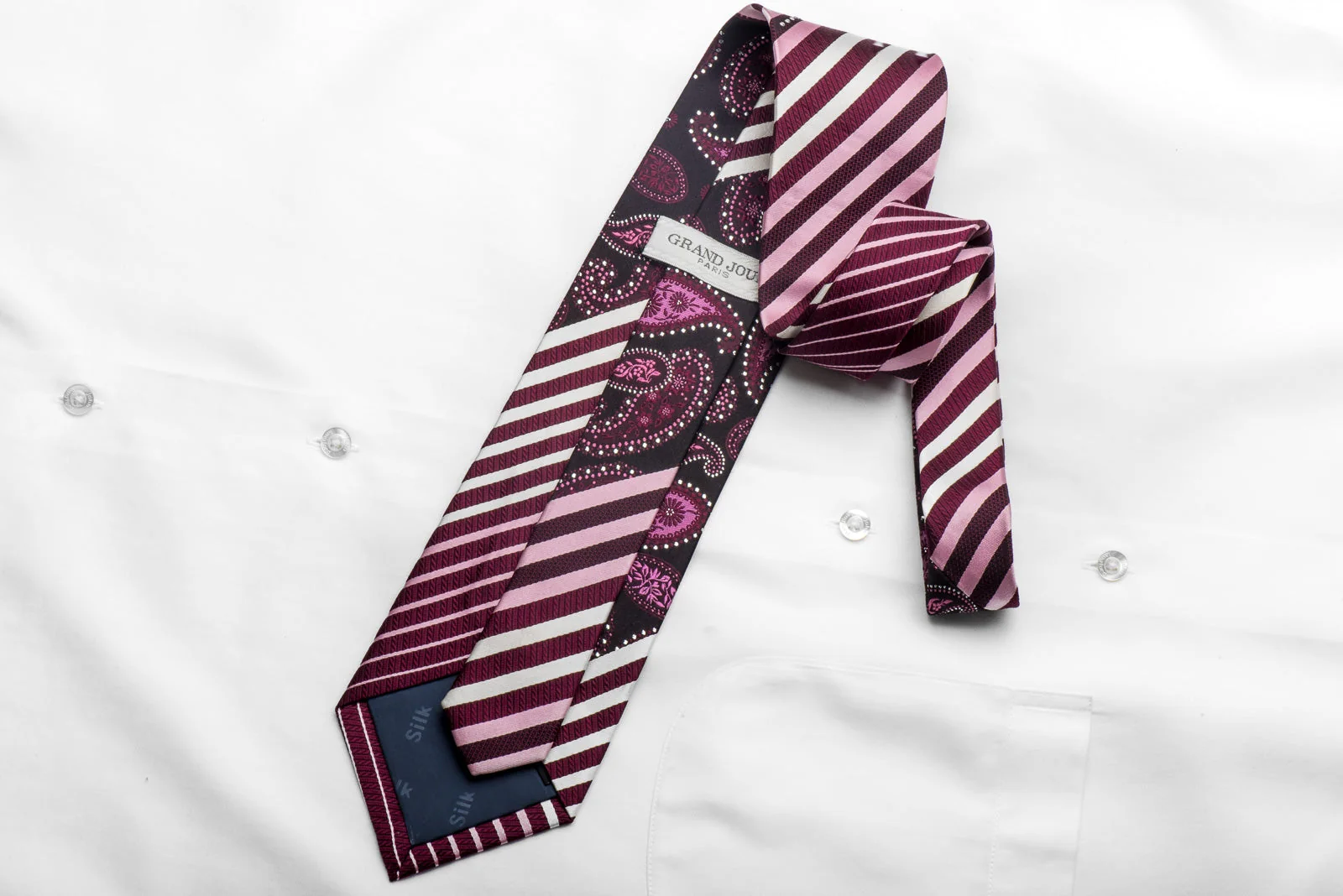 Grand Jour Men's Crystal Rhinestone Silk Necktie Striped Paisley On Purple With Sparkles - Image 4