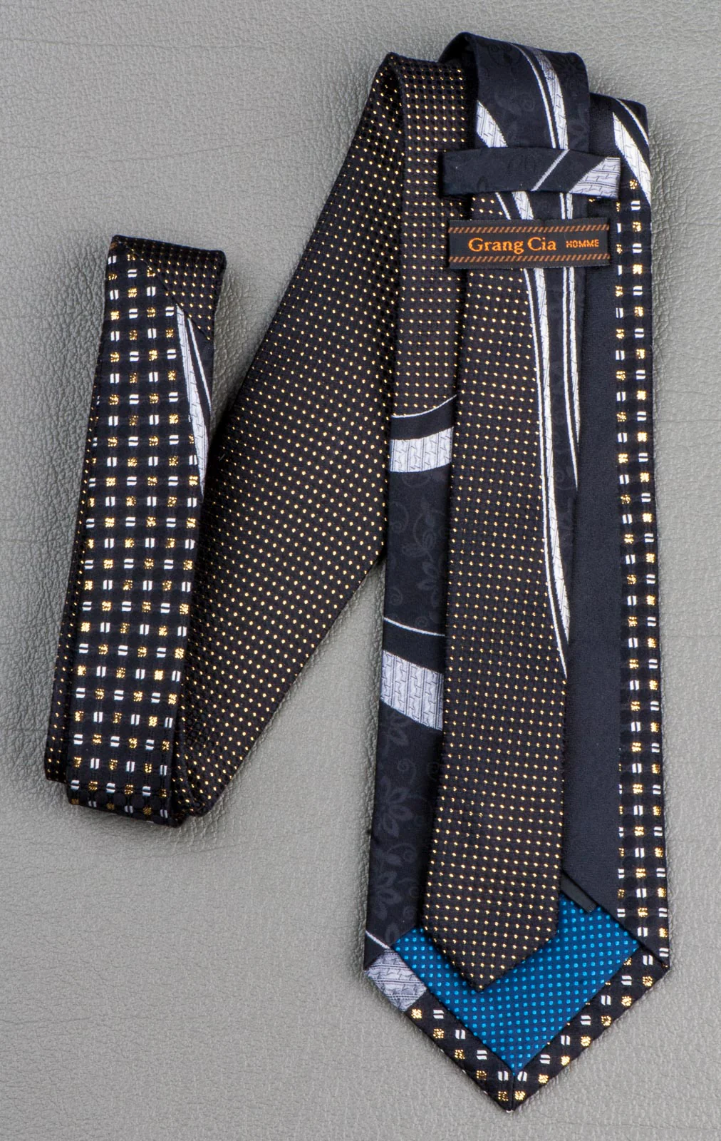 Grang Cia Rhinestone Tie Silver Waves On Black Silk With Golden Sparkles - Image 7