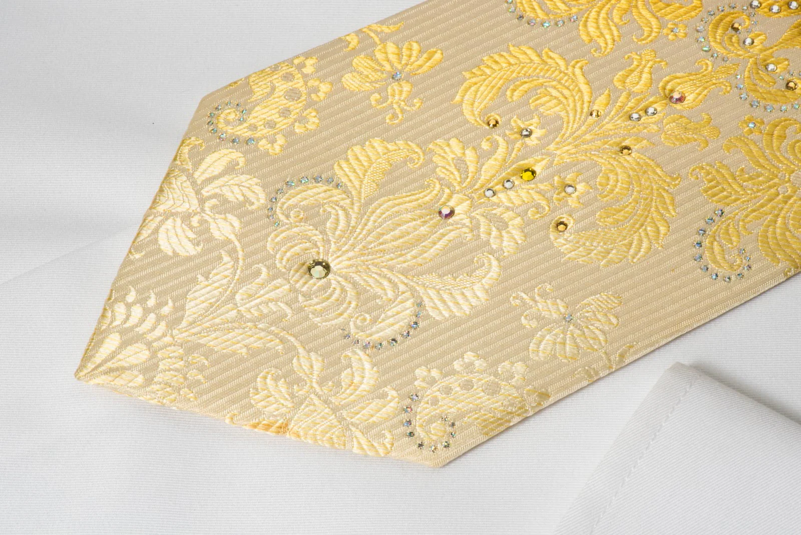 Guy Laroche Rhinestone Necktie Damask On Yellow With Silver Sparkles - Image 4
