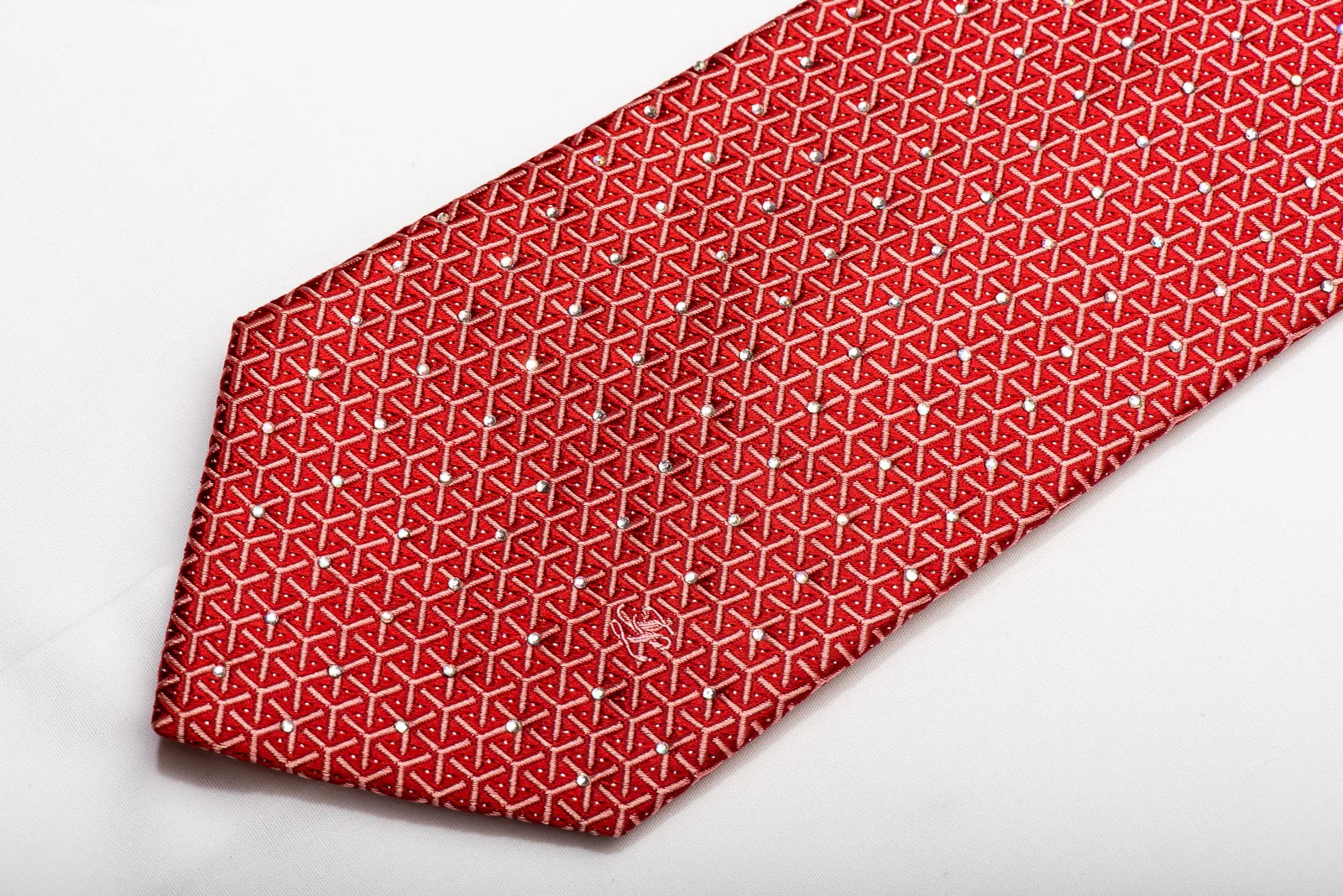 Indian Leaders Men's Silk Tie Trellis On Red Sparkling With Crystal Rhinestones - Image 2