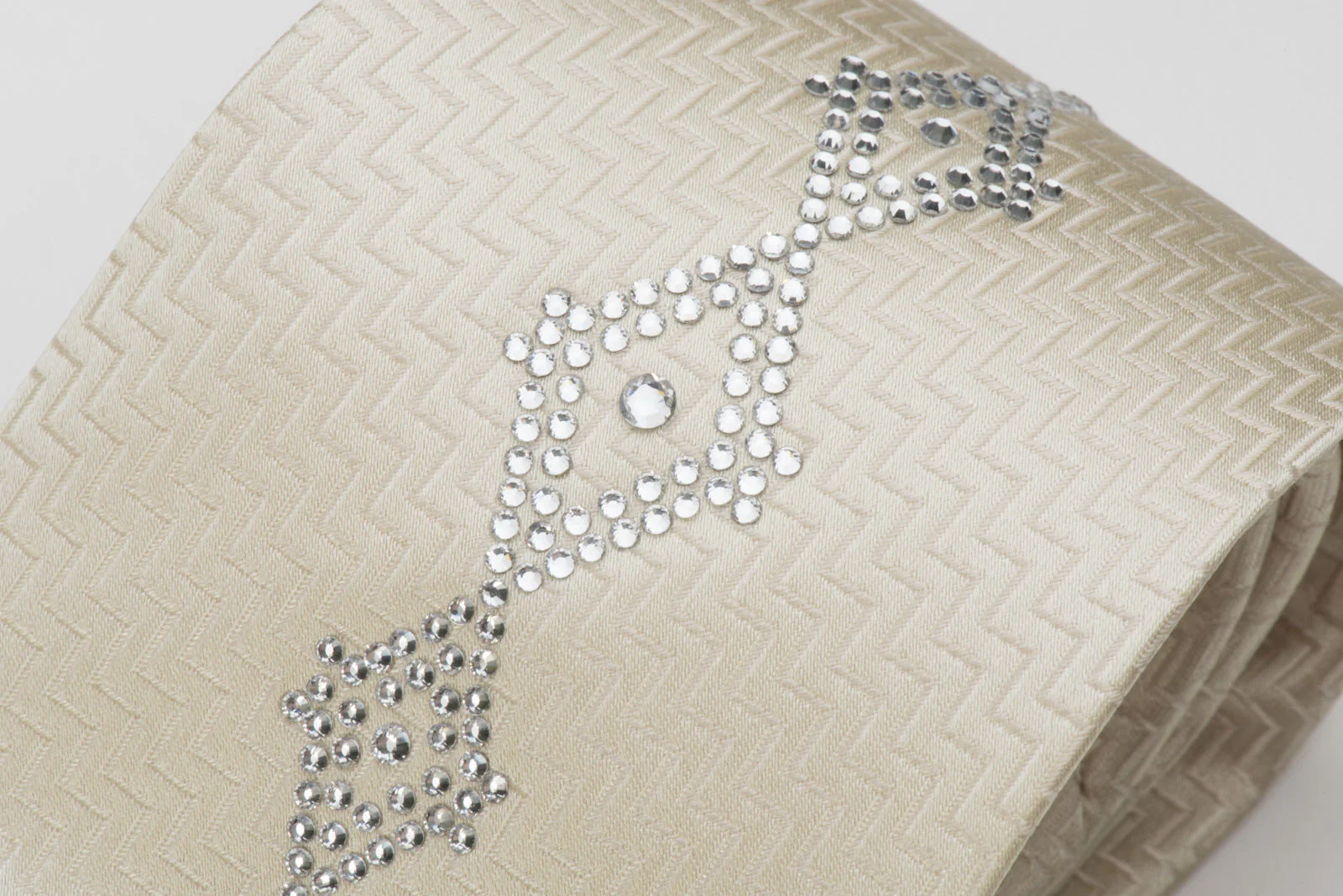 Lalanta Silk Tie Geometric Strass Diamante Crystal Rhinestone Design On Ivory Cream - Image 3