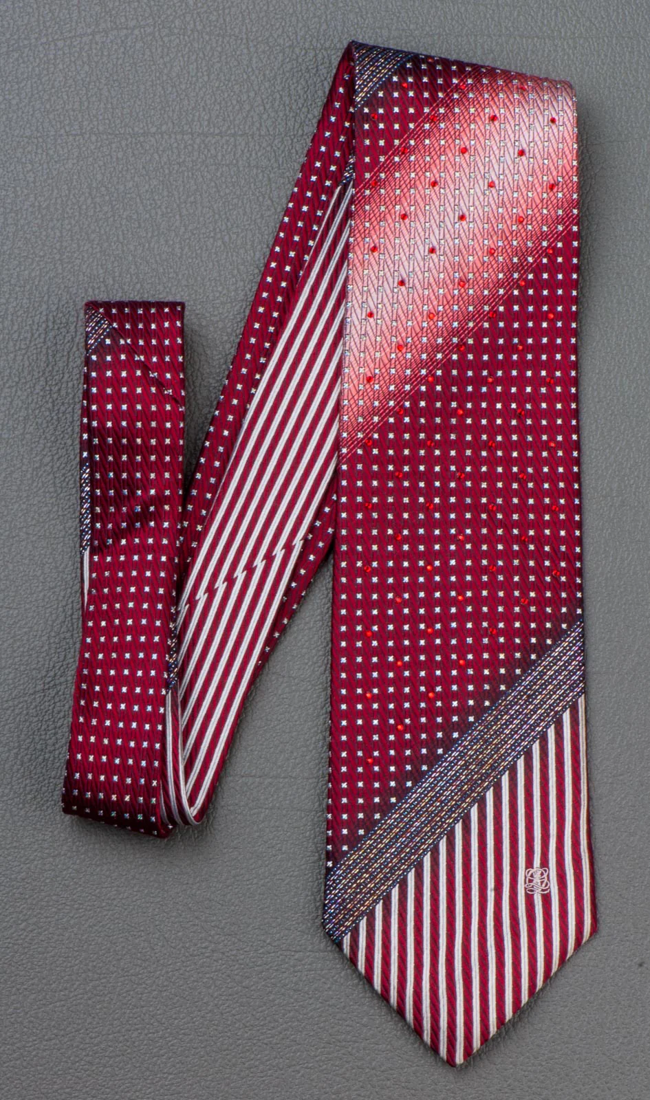 Louis Quatorze Men's Silk Rhinestone Neck Tie Silver Micro Squares On Burgundy - Image 4