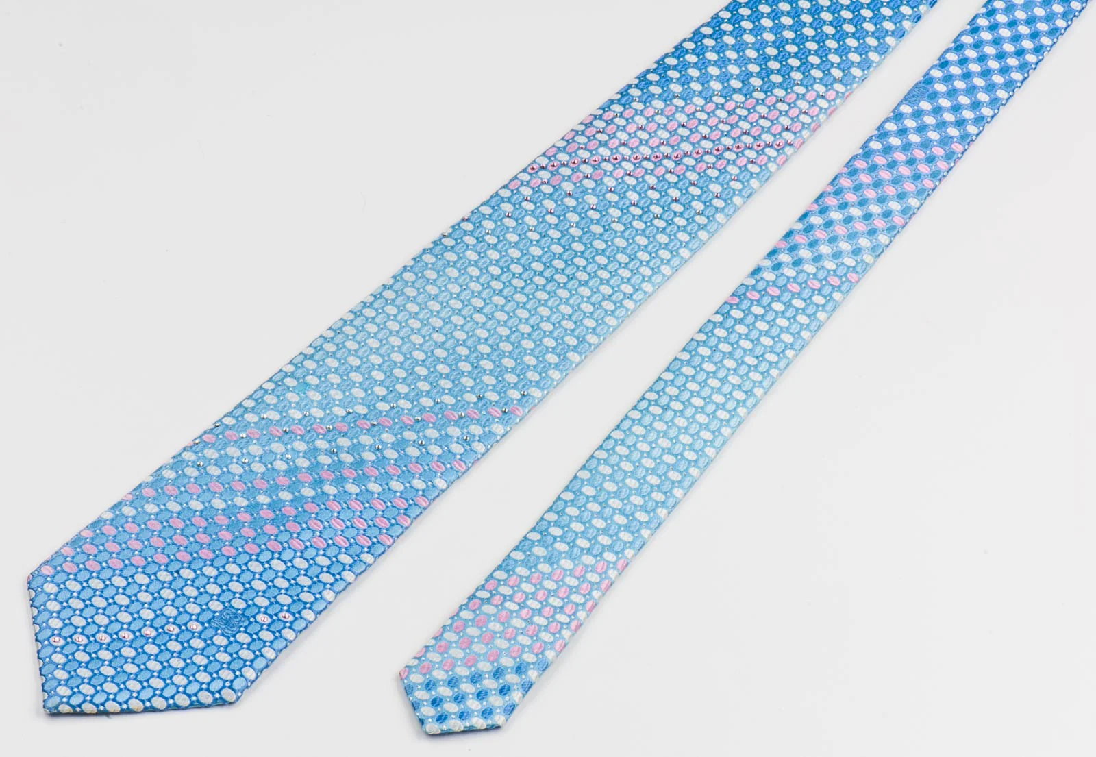 Louis Quatorze Rhinestone Neck Tie Pink & White Geometric Ovals On Blue Silk - Image 2