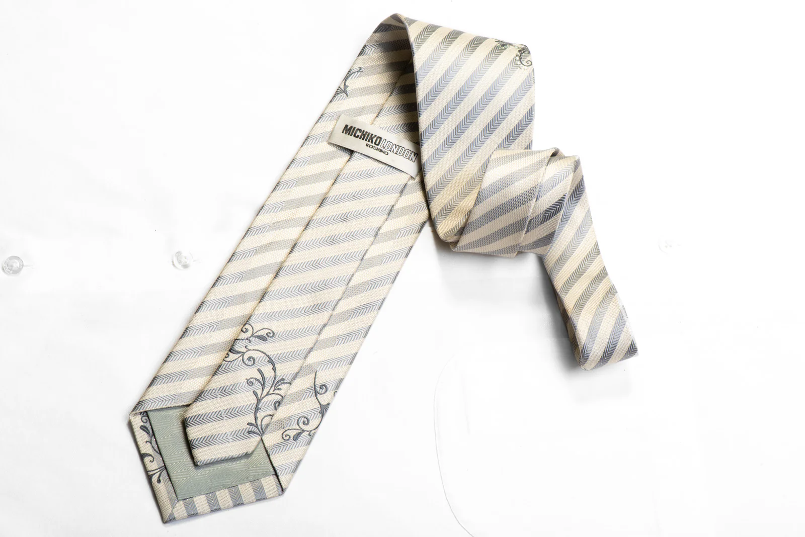 Michiko Koshino Rhinestone Necktie Silver White Striped With Scrolls Sparkles - Image 5