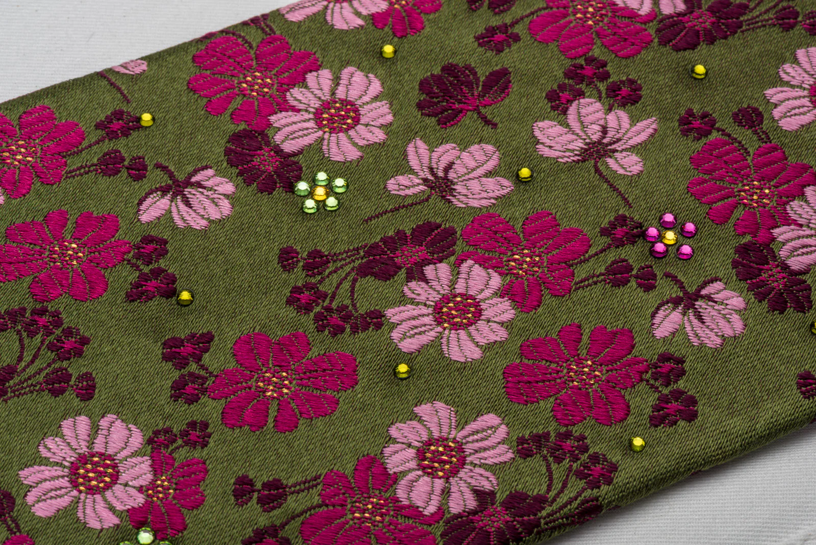 Mila Schon Rhinestone Tie Pink Floral On Green With Silver Sparkles - Image 2
