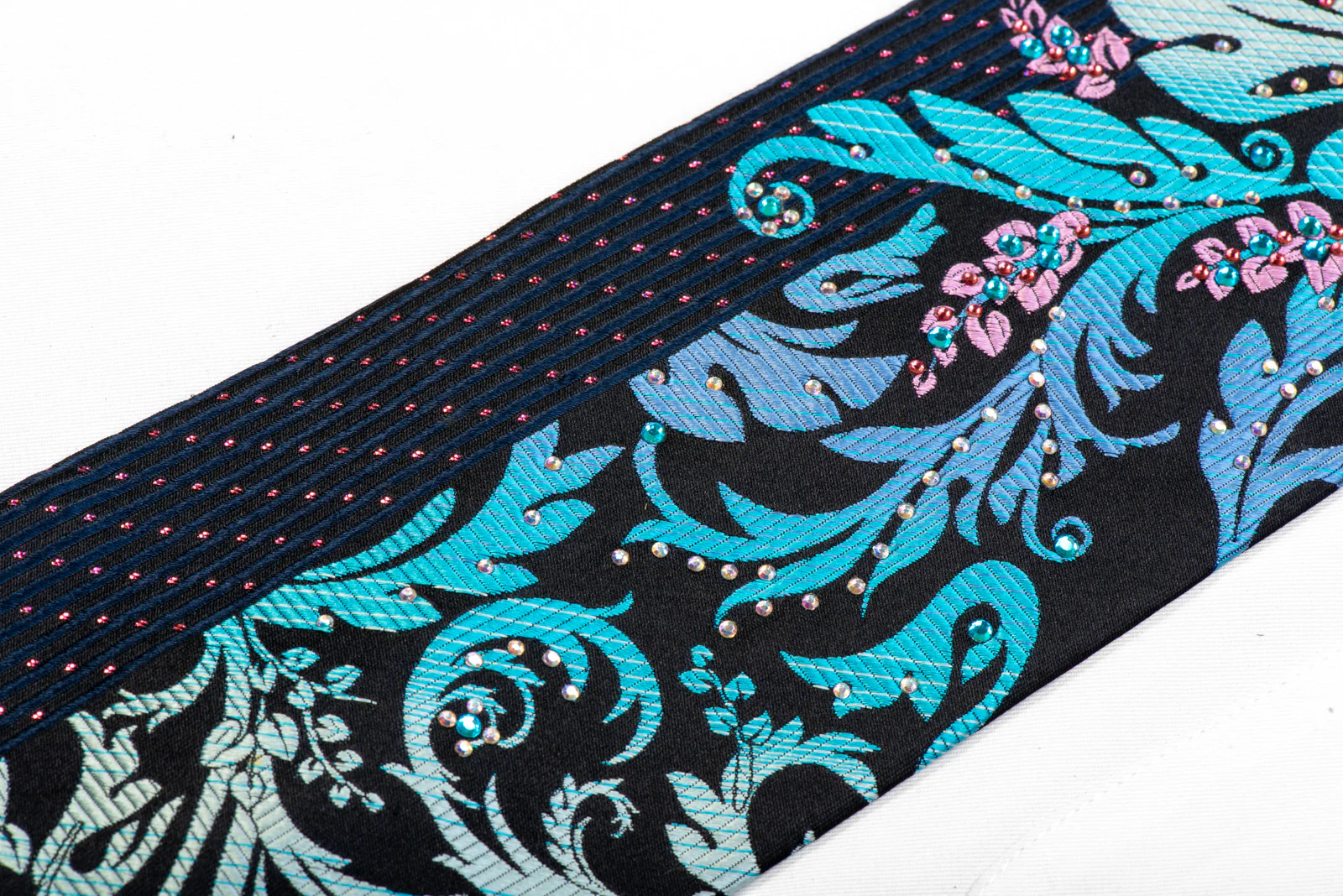 Naboth Men's Rhinestone Silk Necktie Blue Acanthus On Navy With Pink Sparkles - Image 4
