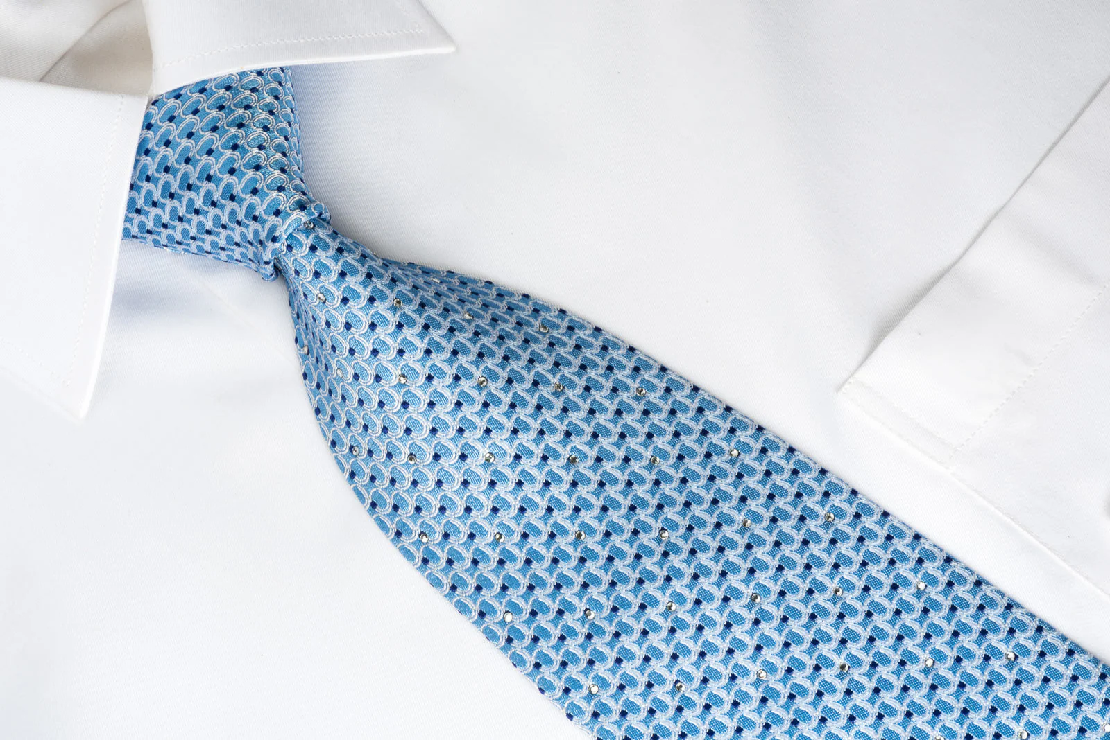 Nina Ricci Elegant Silk Tie Silver Circles On Blue With Crystal Rhinestones - Image 8