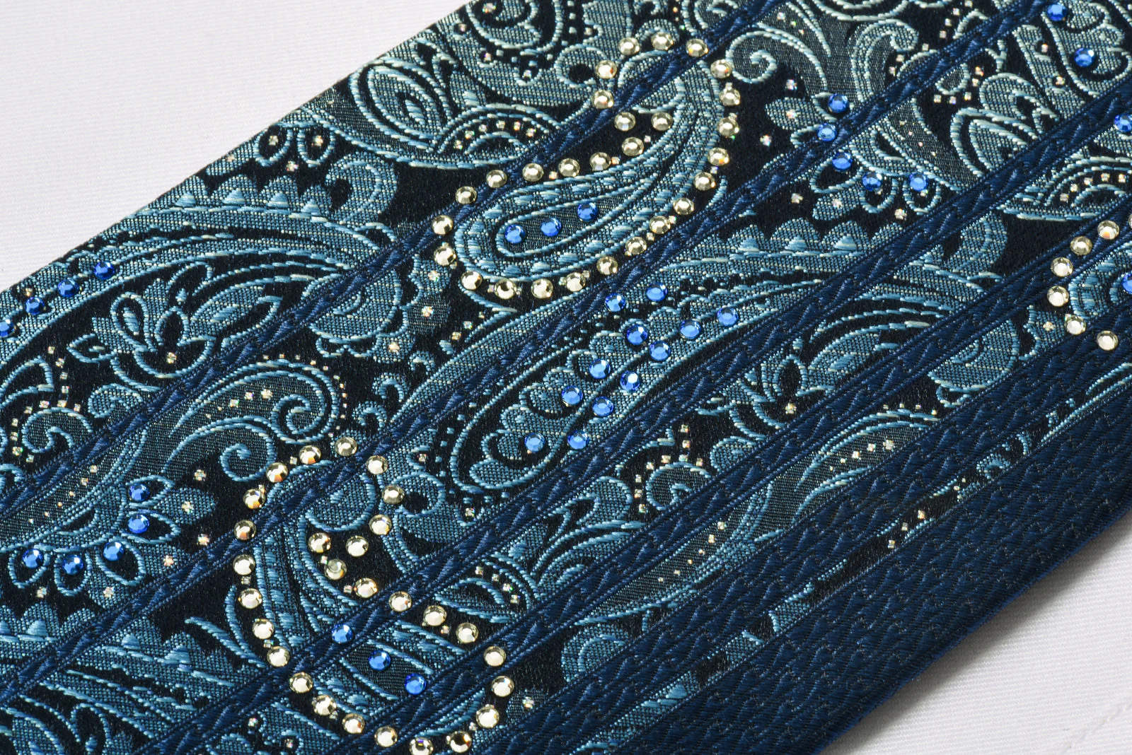 Mens Silk Rhinestone Necktie Paisley On Navy Blue With Bling - Image 5
