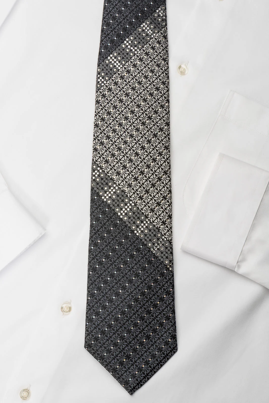 Nina Ricci Rhinestone Necktie Silver Fleur De Lis On Black With Silver Sparkles - Image 2