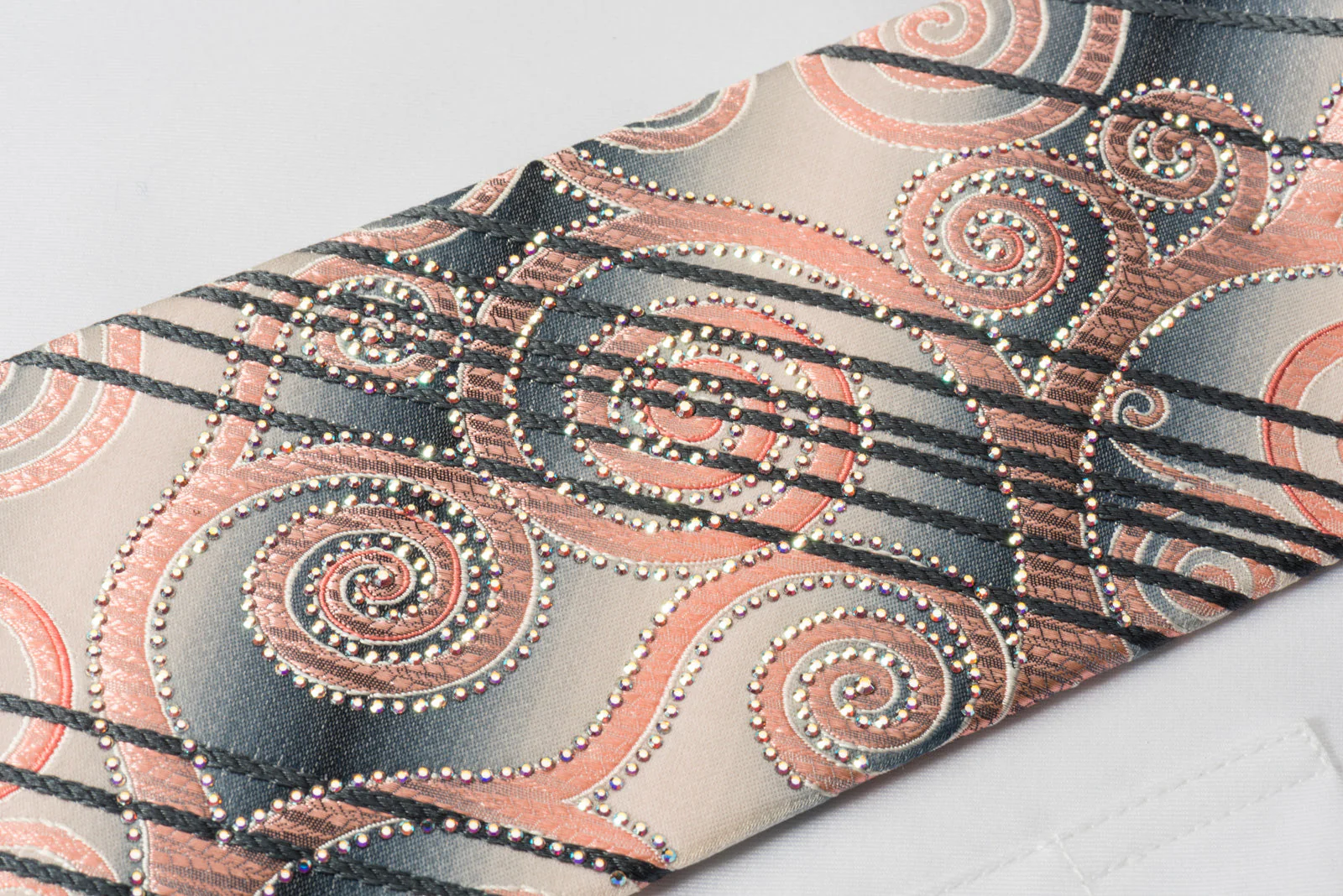 Paco Rabanne Mens Silk Rhinestone Necktie Pink Scrolls On Gray - Image 4