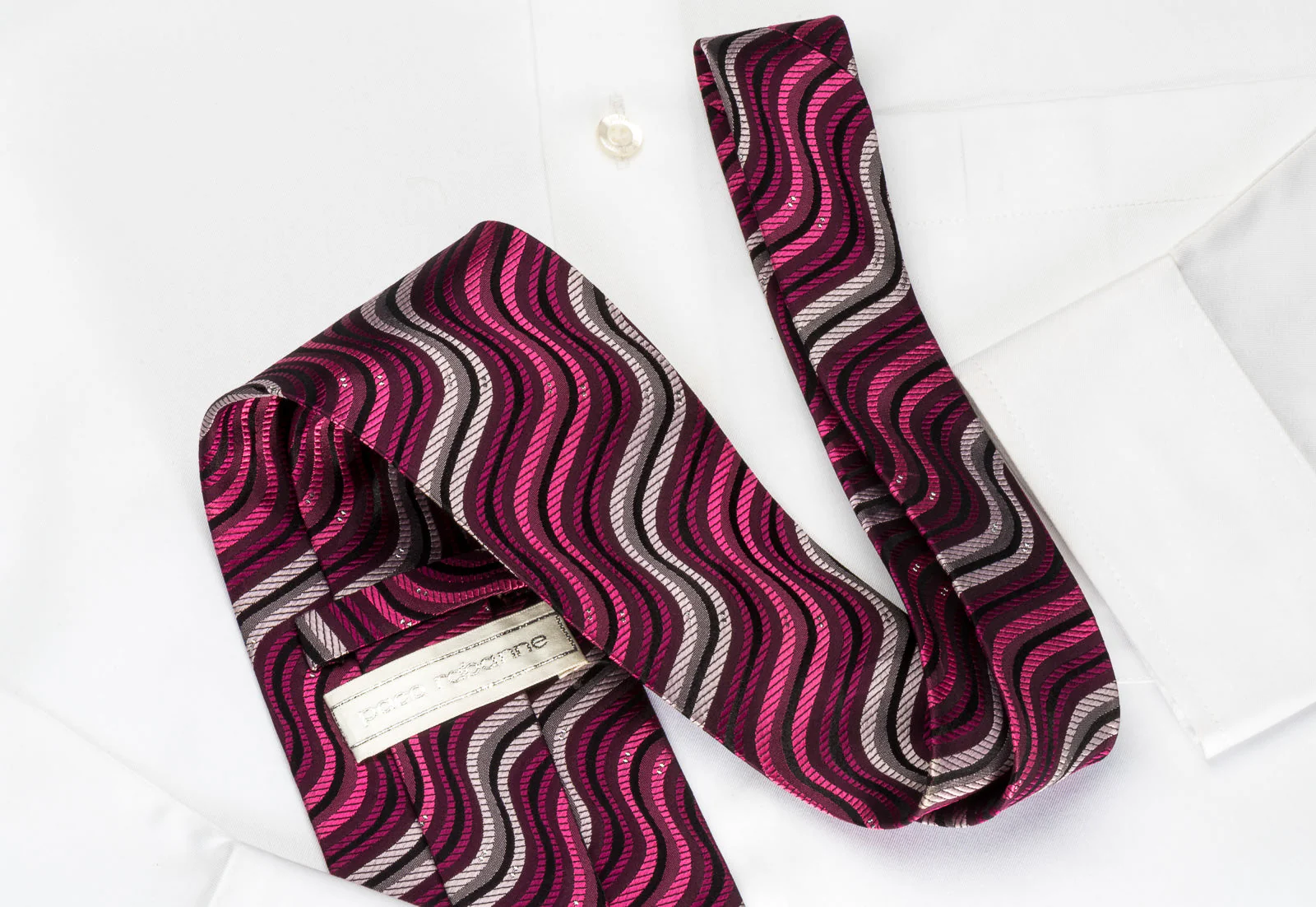 Paco Rabanne Rhinestone Tie Silver Pink Waves With Sparkles - Image 4