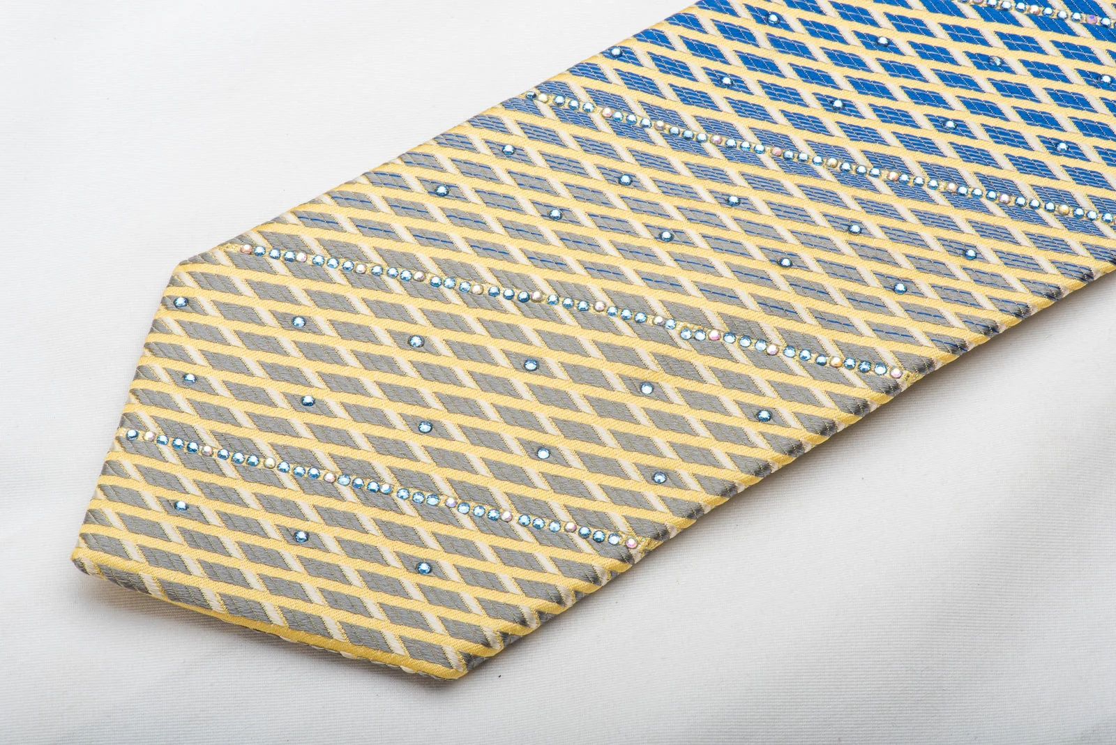 Park Land Men's Silk Necktie Yellow Lattice On Blue Sparkling With Rhinestones - Image 5