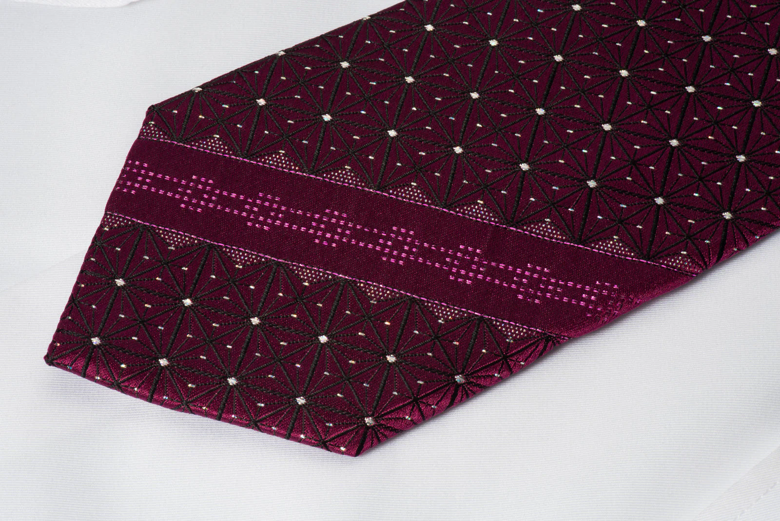 Park Land Rhinestone Necktie Geometric Trellis On Purple With Silver Sparkles - Image 4