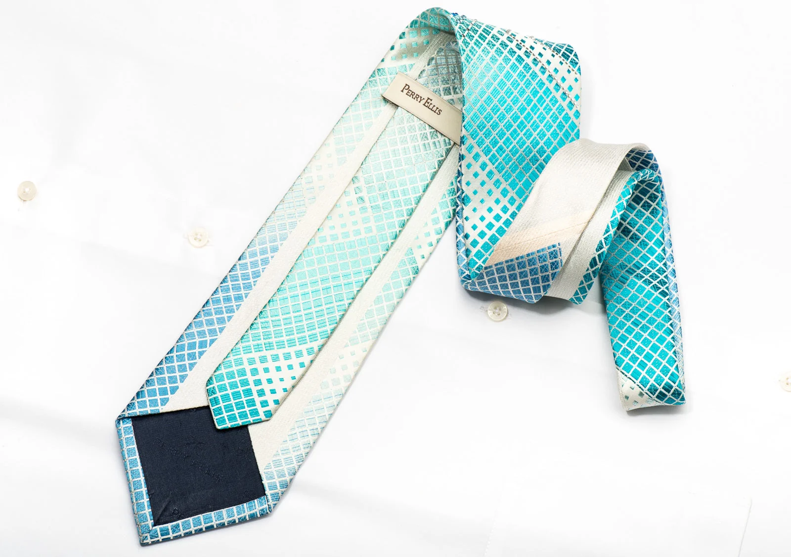 Perry Ellis Men's Rhinestone Silk Tie Blue Geometric Chevron On White With Silver Sparkles - Image 4