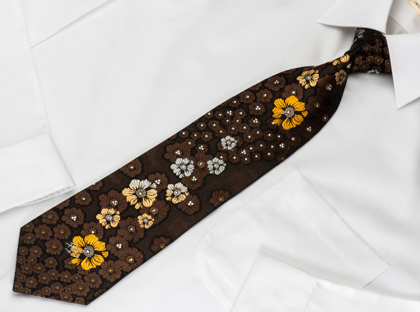 Floral On Brown Rhinestone Tie With Silver Sparkles - Image 4