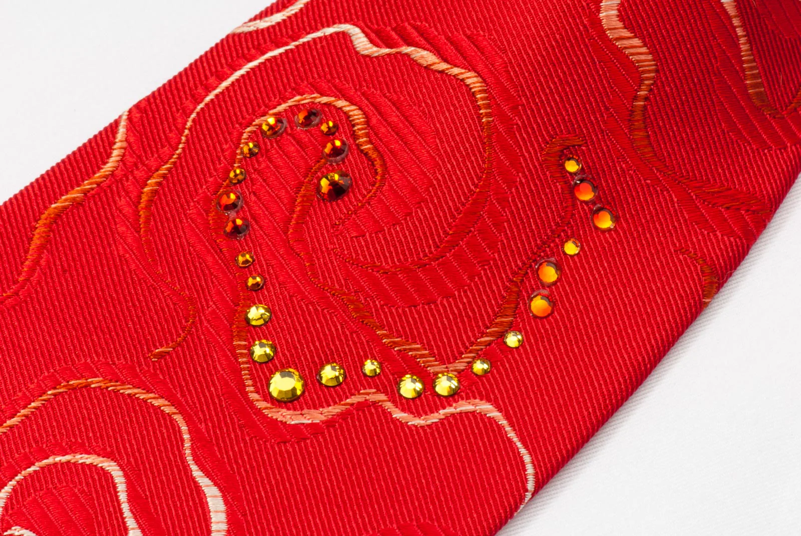 Pierre Cardin Men's Silk Rhinestone Tie Yellow Abstract Waves On Red Necktie - Image 6