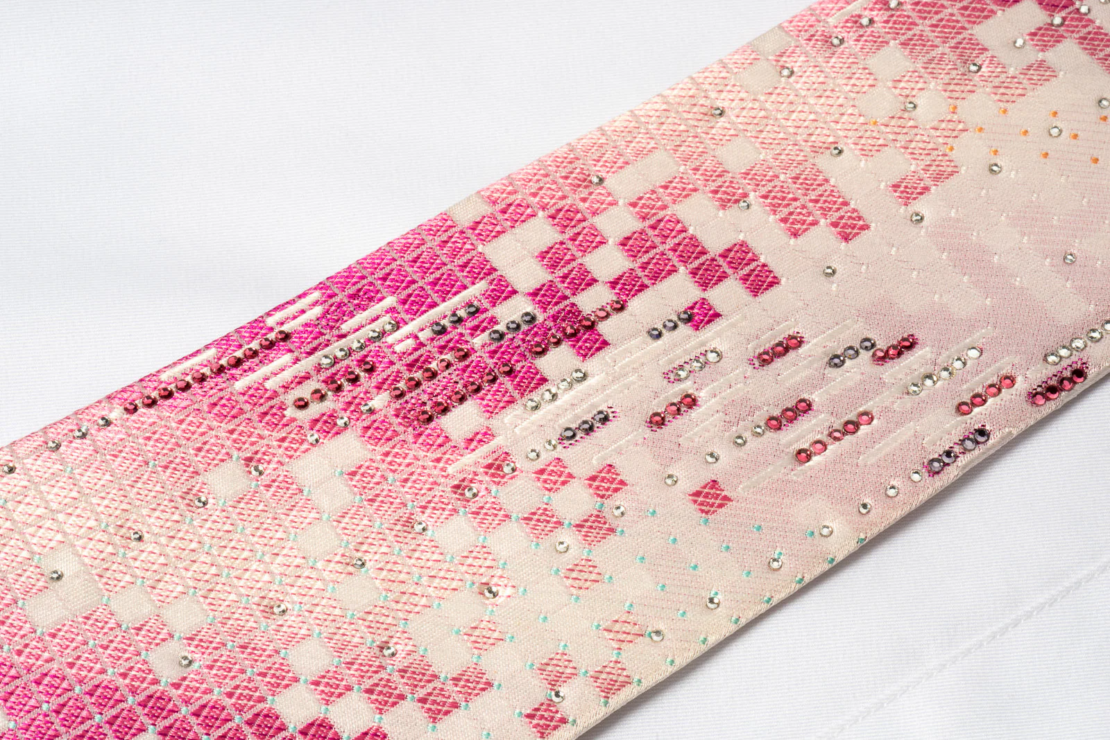 Pierre Cardin Rhinestone Necktie Pink Geometric With Silver Sparkles - Image 3