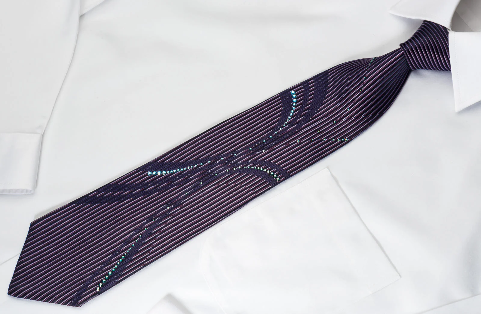 Pierre Cardin Rhinestone Necktie Vertical Stripes On Purple With Silver Sparkles - Image 4
