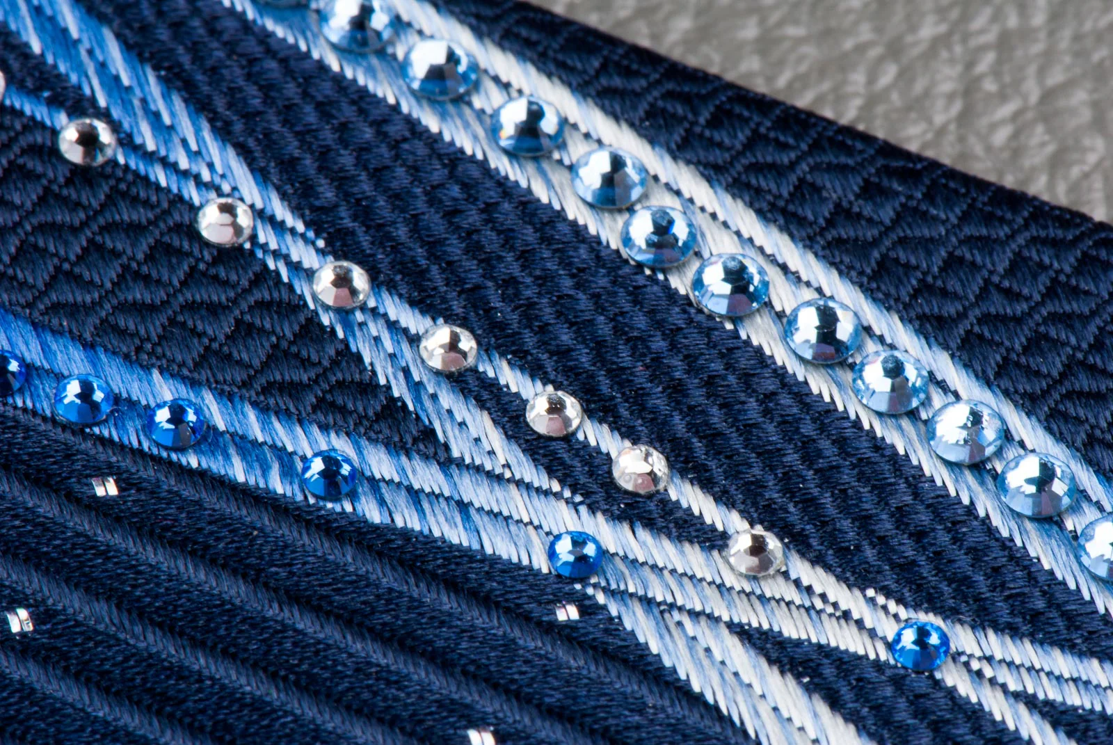 Pierre Cardin Rhinestone Silk Neck Tie Vertical Waves on Dark Blue 3 1/2 In - Image 6