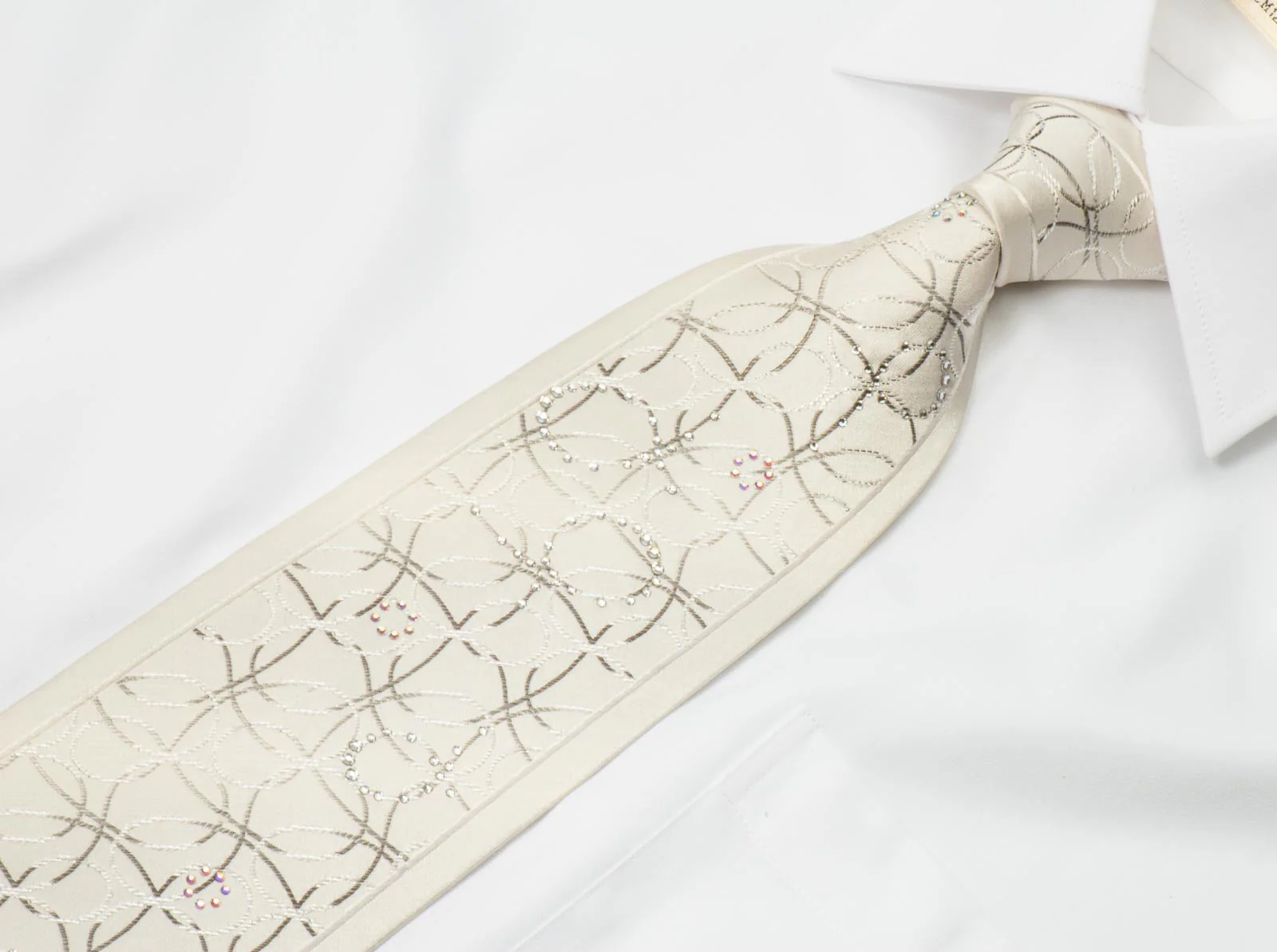 Pierre Cardin White Rhinestone Silk Necktie Metallic Silver Scrolls On White With Silver Sparkles - Image 4