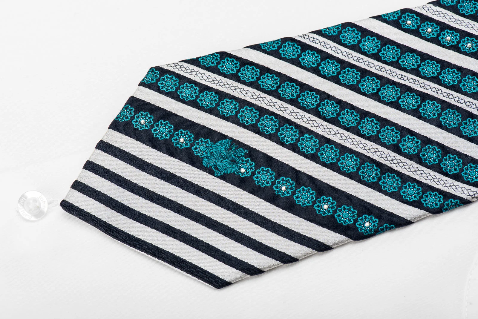 Renoma Men's Crystal Rhinestone Silk Necktie Silver Blue Striped With Silver Sparkles - Image 4