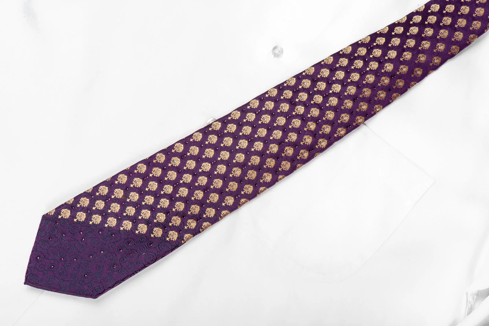 Renoma Men's Crystal Silk Necktie Golden Anthemion On Purple - Image 5