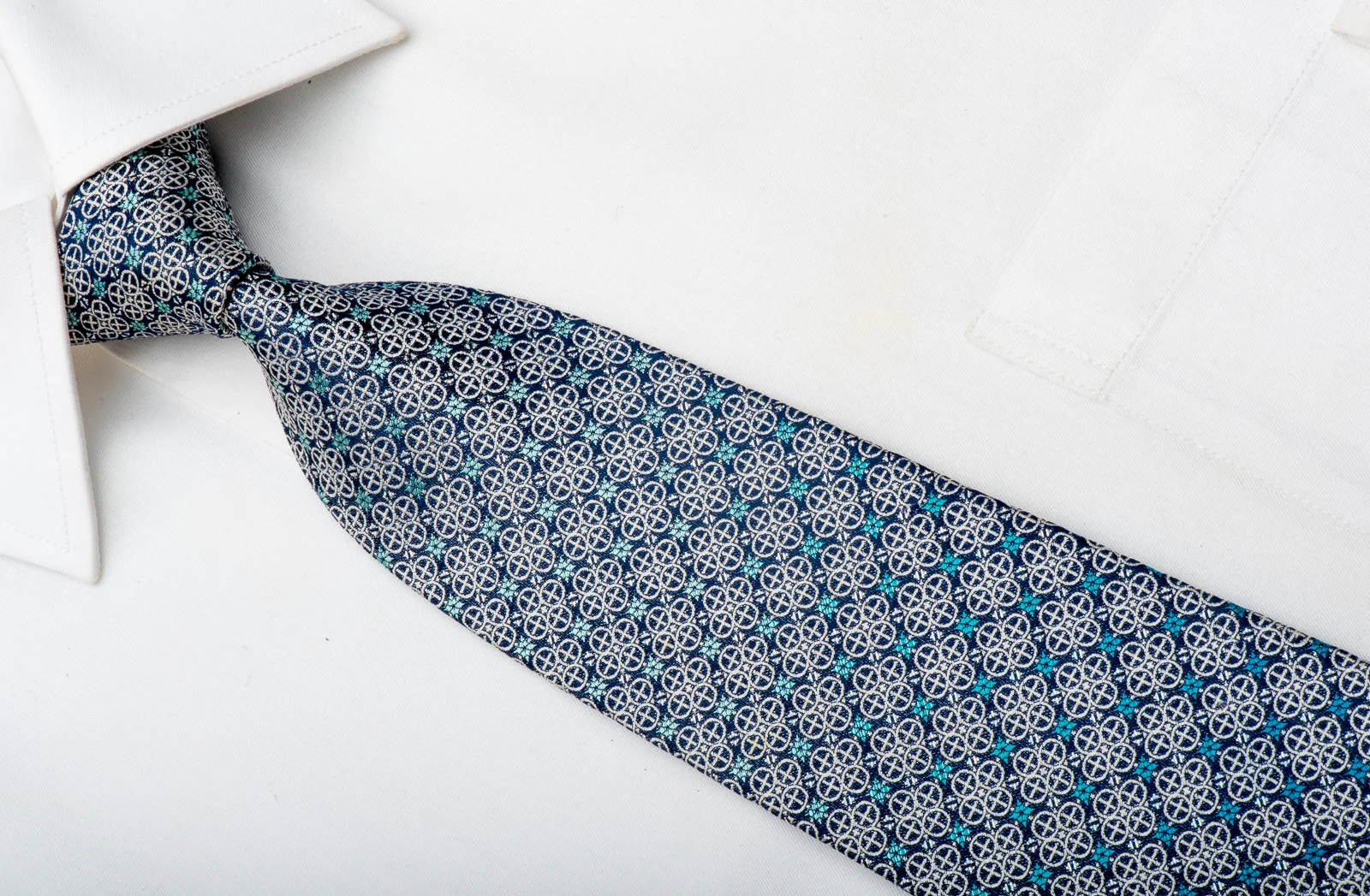 Renoma Men's Woven Silk Necktie Silver Cartouche On Blue With Silver Sparkles - Image 2