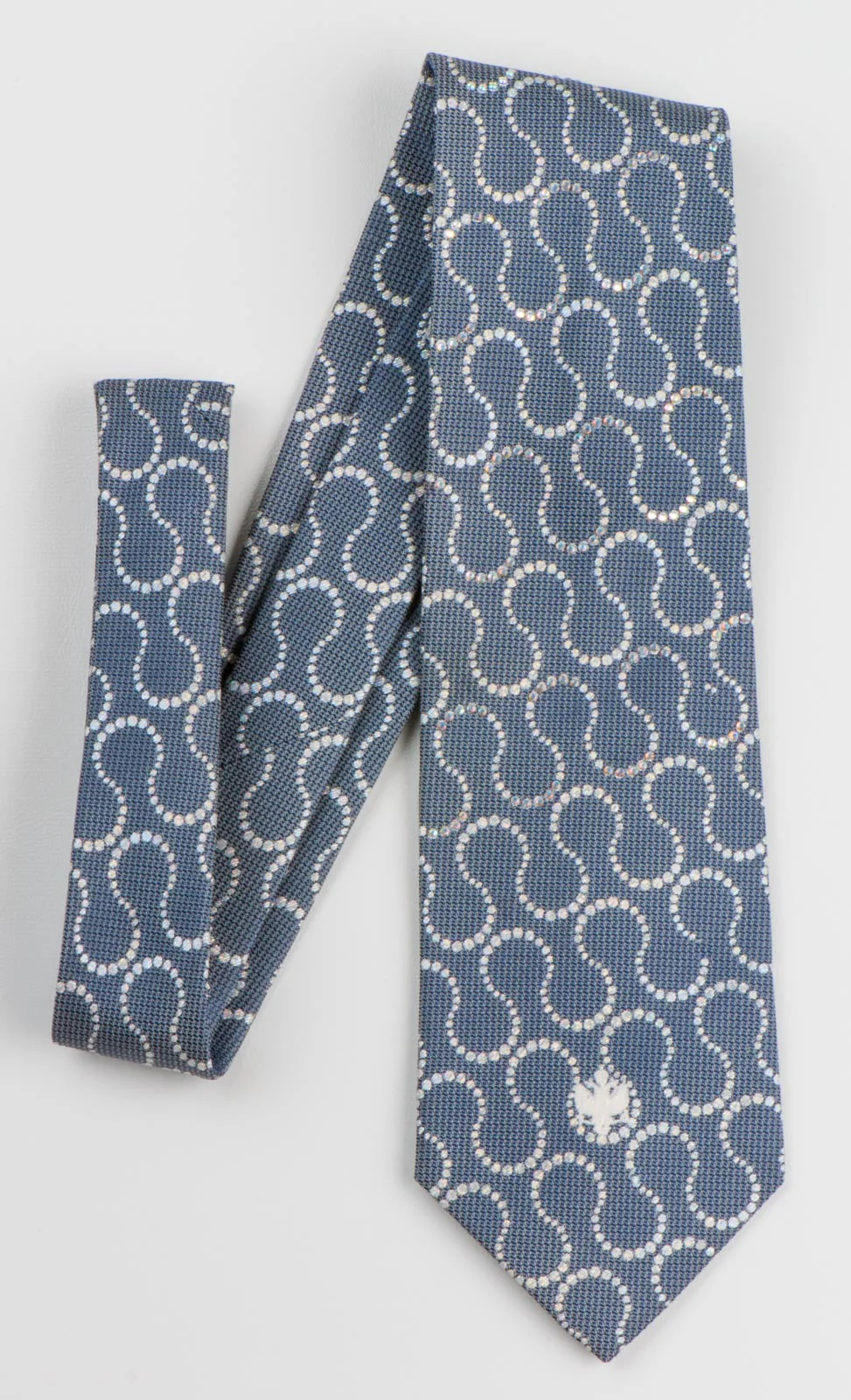 Renoma Mens Silk Rhinestone Neck Tie Silver Geometric On Gray Silk With Silver Sparkles - Image 5