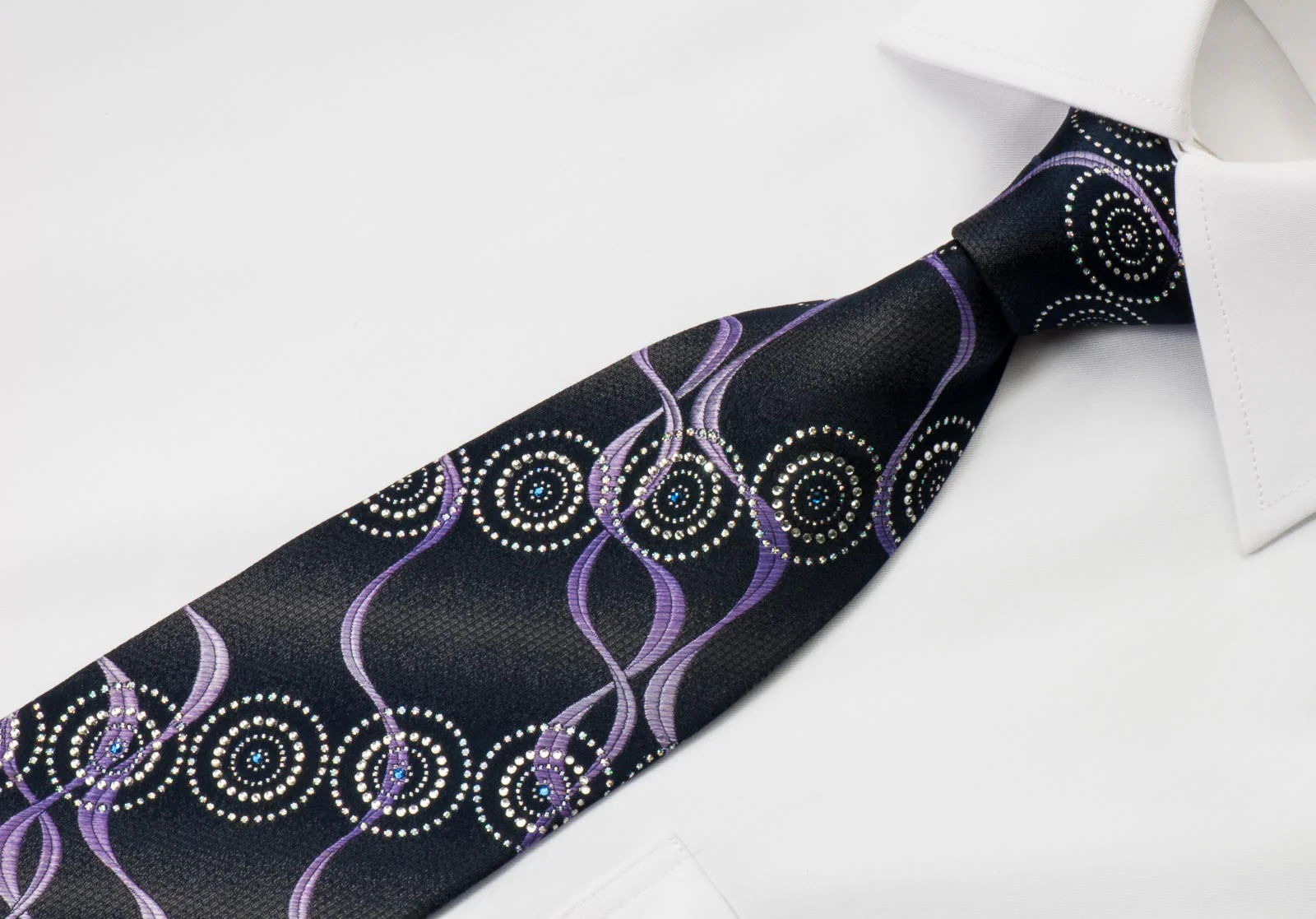 Renoma Rhinestone Necktie Circles & Waves On Black With Silver Sparkles