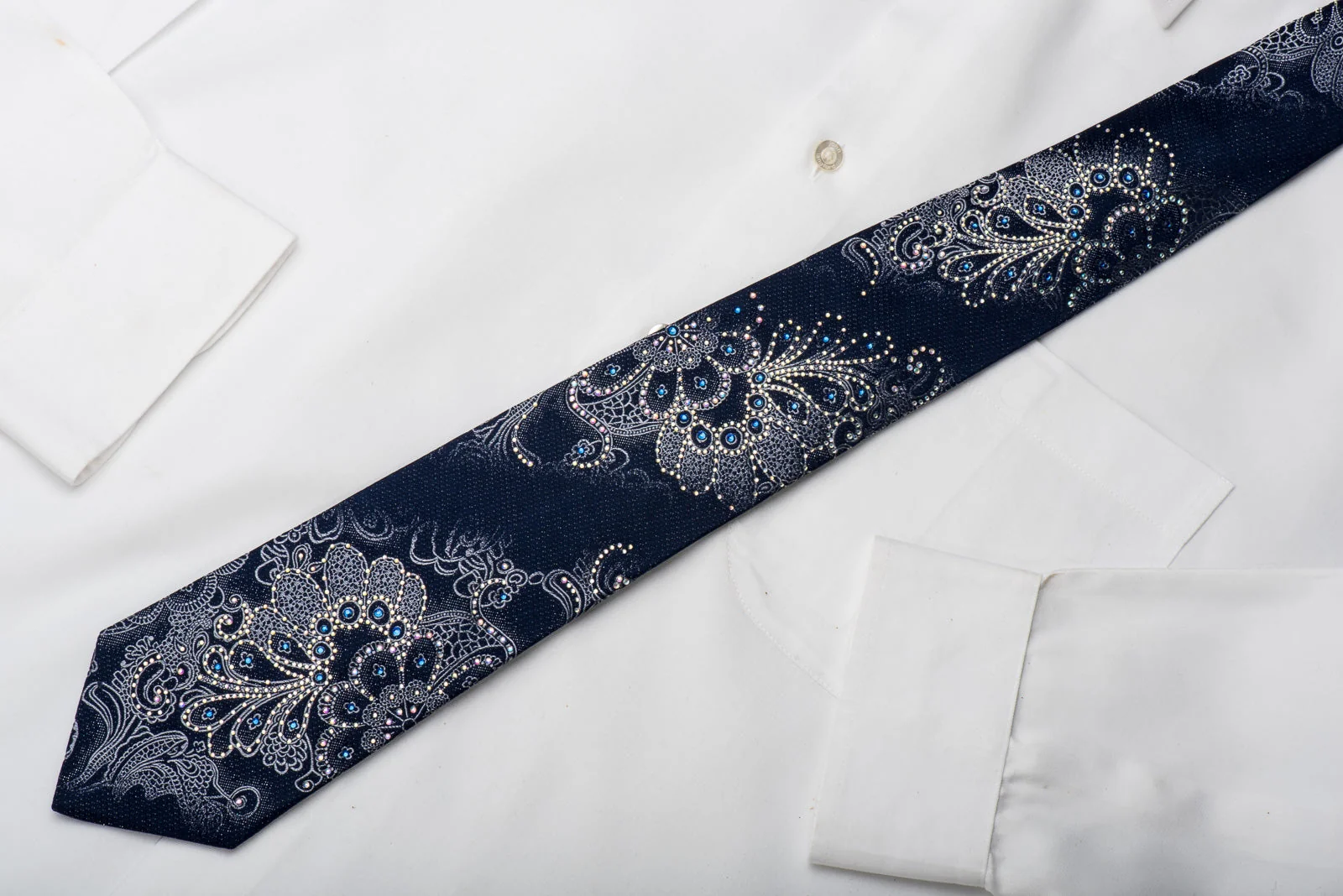 Renoma Rhinestone Silk Necktie Silver Anthemion On Blue With Sparkles - Image 4