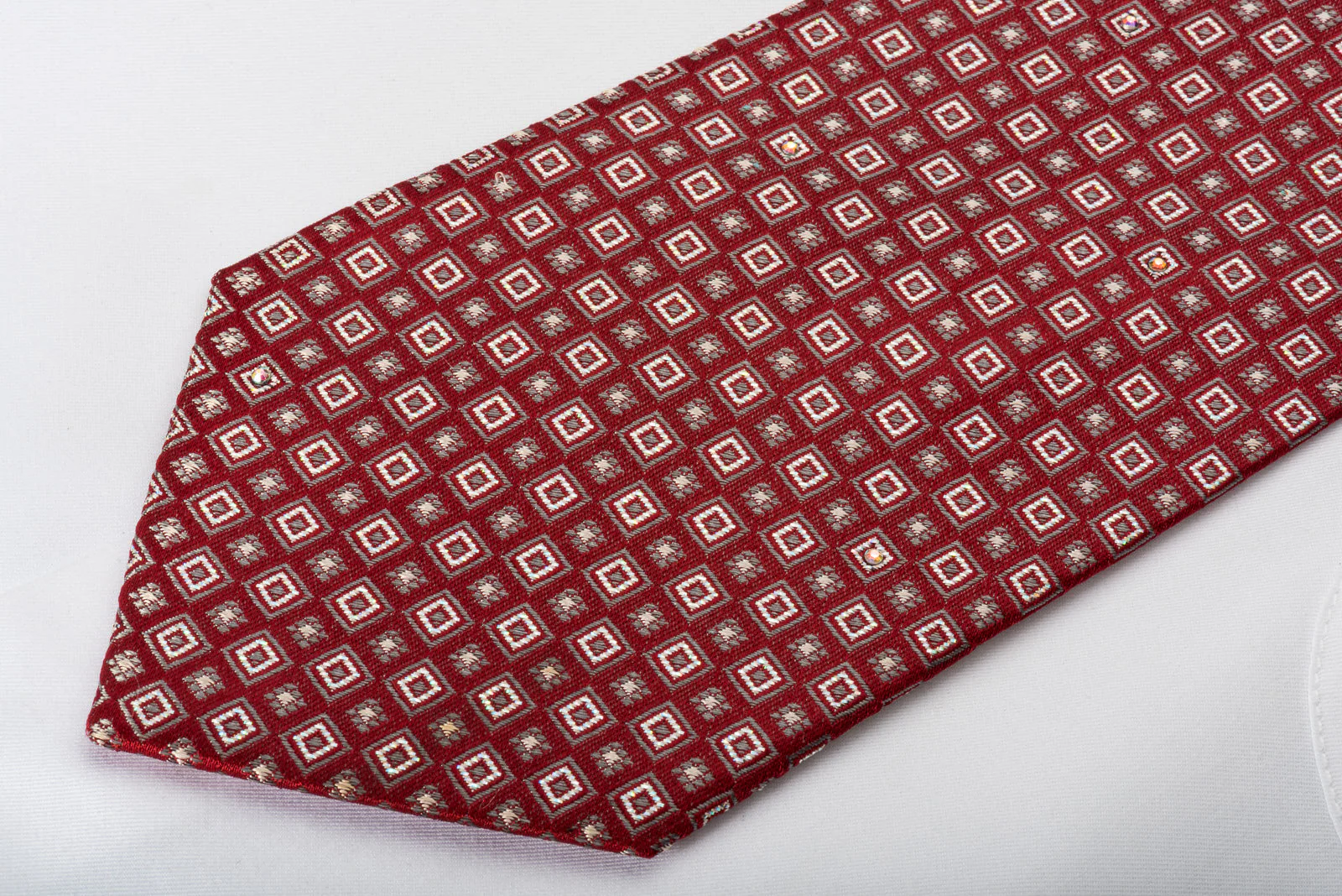 Renoma Rhinestone Tie Geometric Silver Squares On Burgundy With Silver Sparkles - Image 5