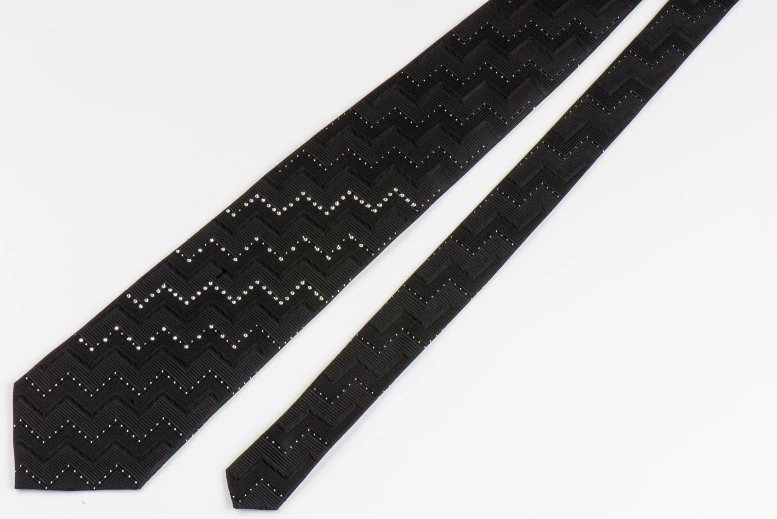 Rhinestone Tie By Arnaldo Bassini Zig Zags On Black Silk With Silver Sparkles - Image 5